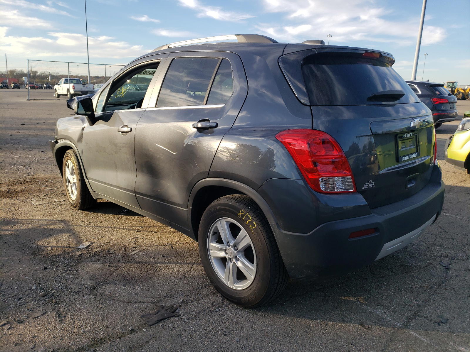 Photo 3 from auction – 2016 CHEVROLET TRAX 1LT with VIN 3GNCJLSB4GL254566