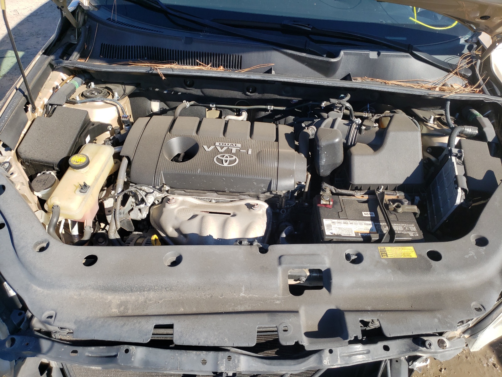 Photo 7 from auction – 2010 TOYOTA RAV4 with VIN 2T3ZF4DV0AW026954