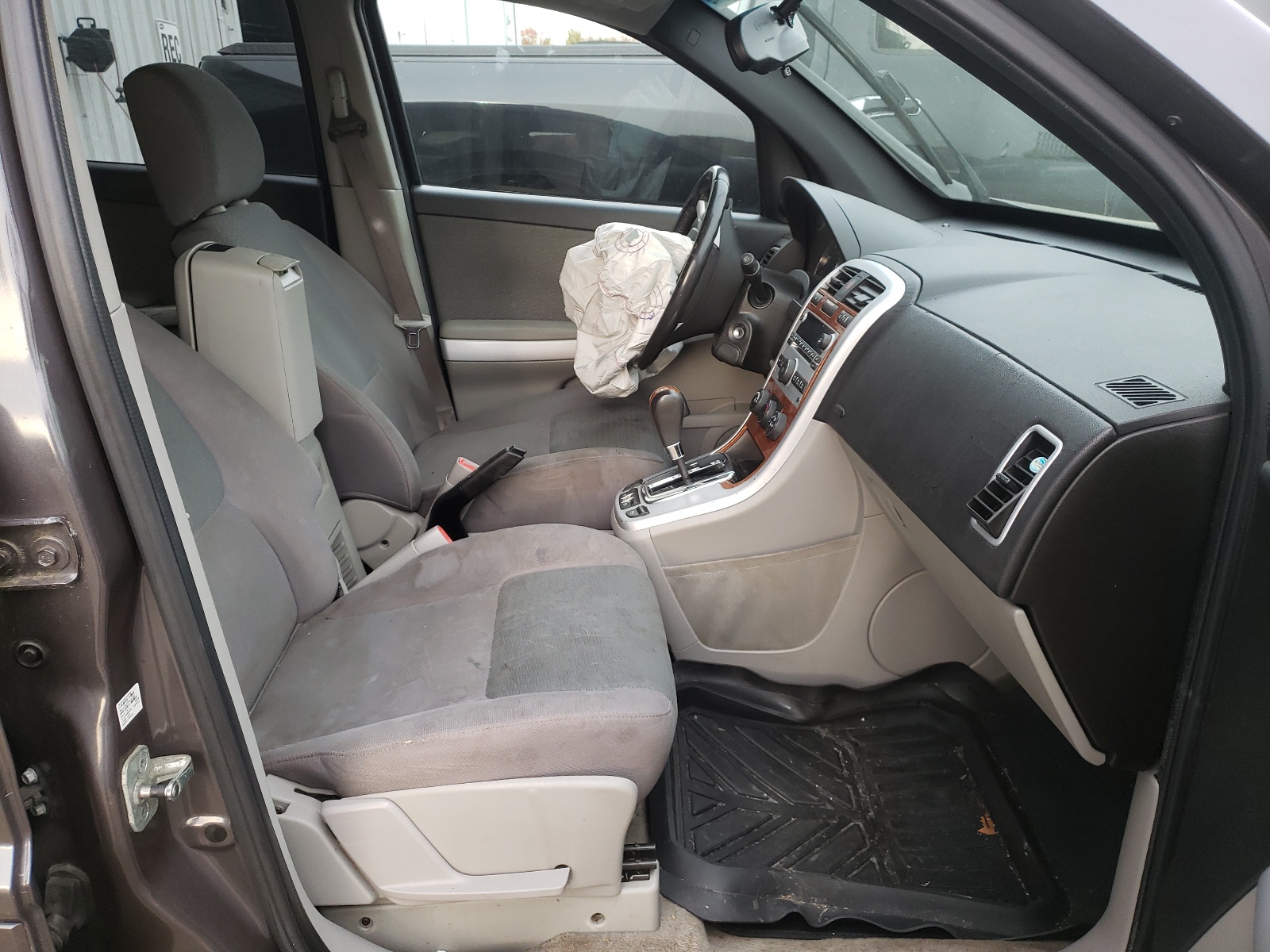 Photo 5 from auction – 2008 CHEVROLET EQUINOX LT with VIN 2CNDL33F986330597