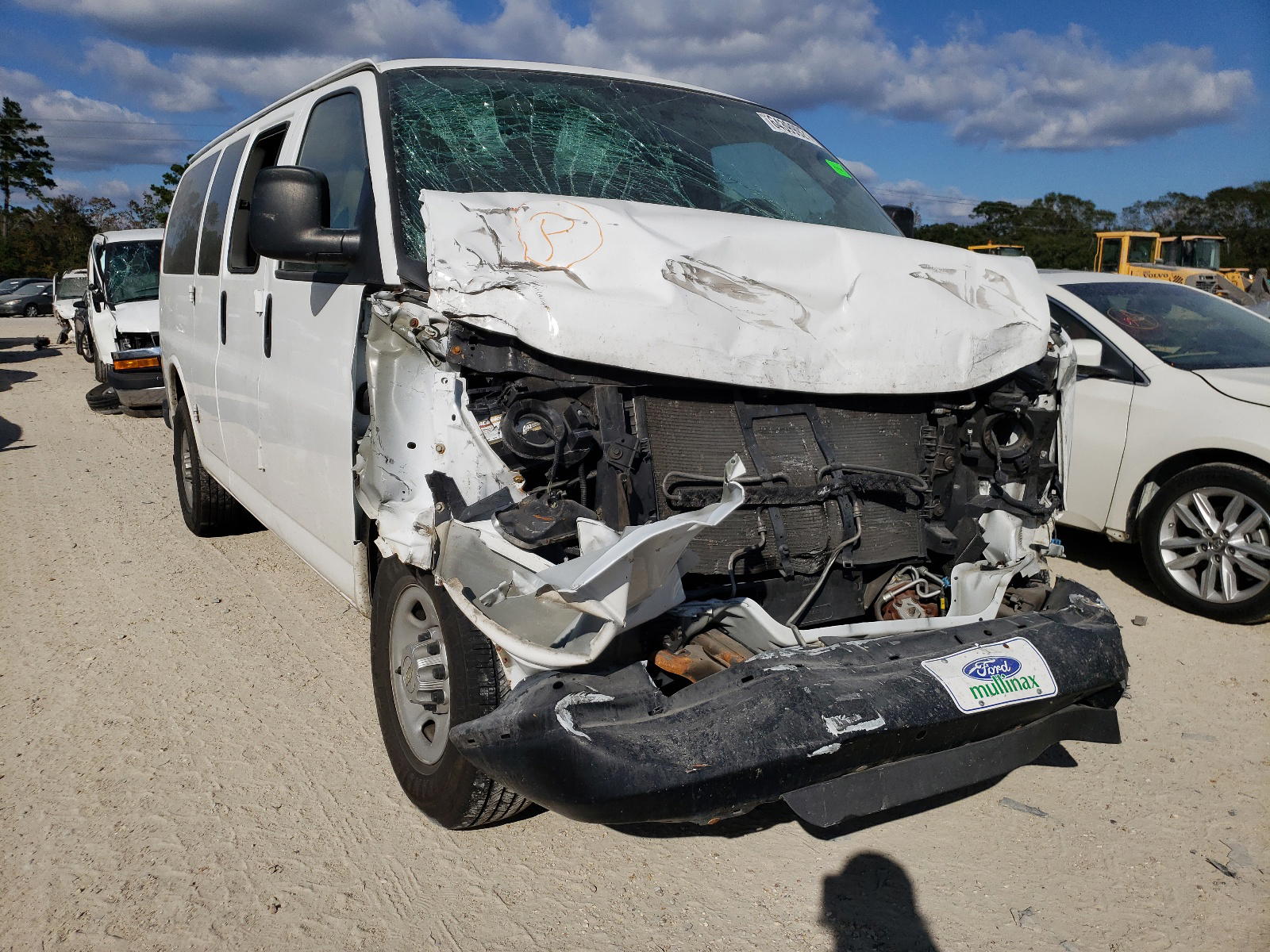CHEVROLET EXPRESS G2 2014 with VIN 1GAWGPFA5E1108042 - Photo from auction