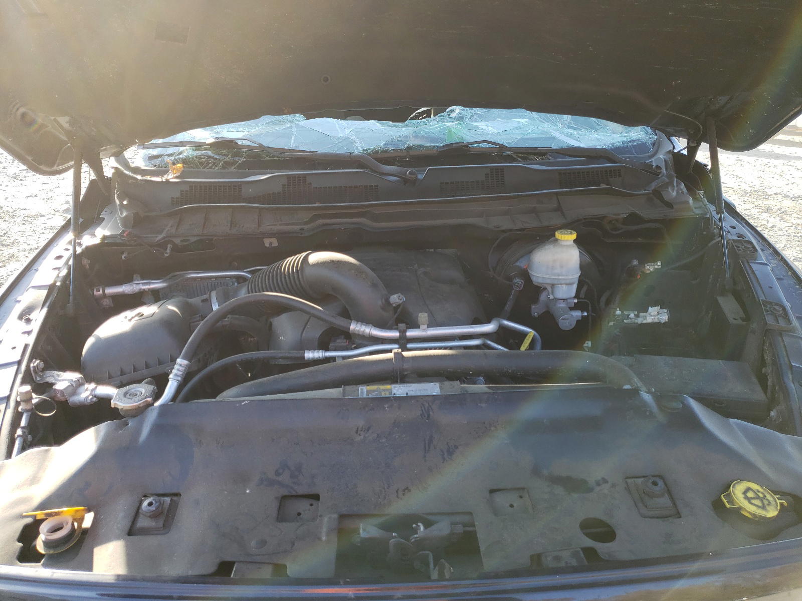 Photo 7 from auction – 2016 RAM 1500 ST with VIN 3C6RR7KT2GG127455