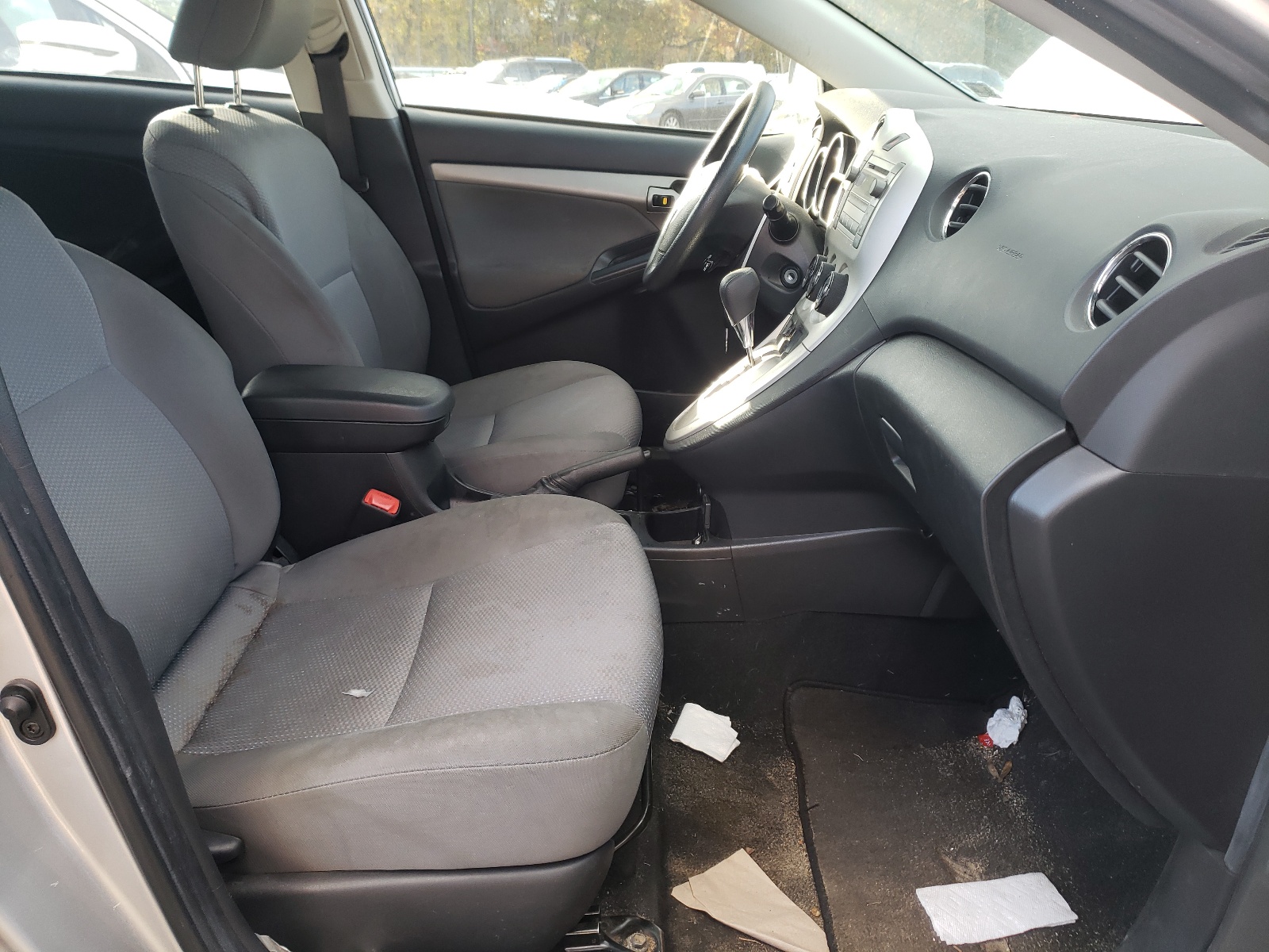 Photo 5 from auction – 2009 TOYOTA COROLLA MA with VIN 2T1KE40E49C030263