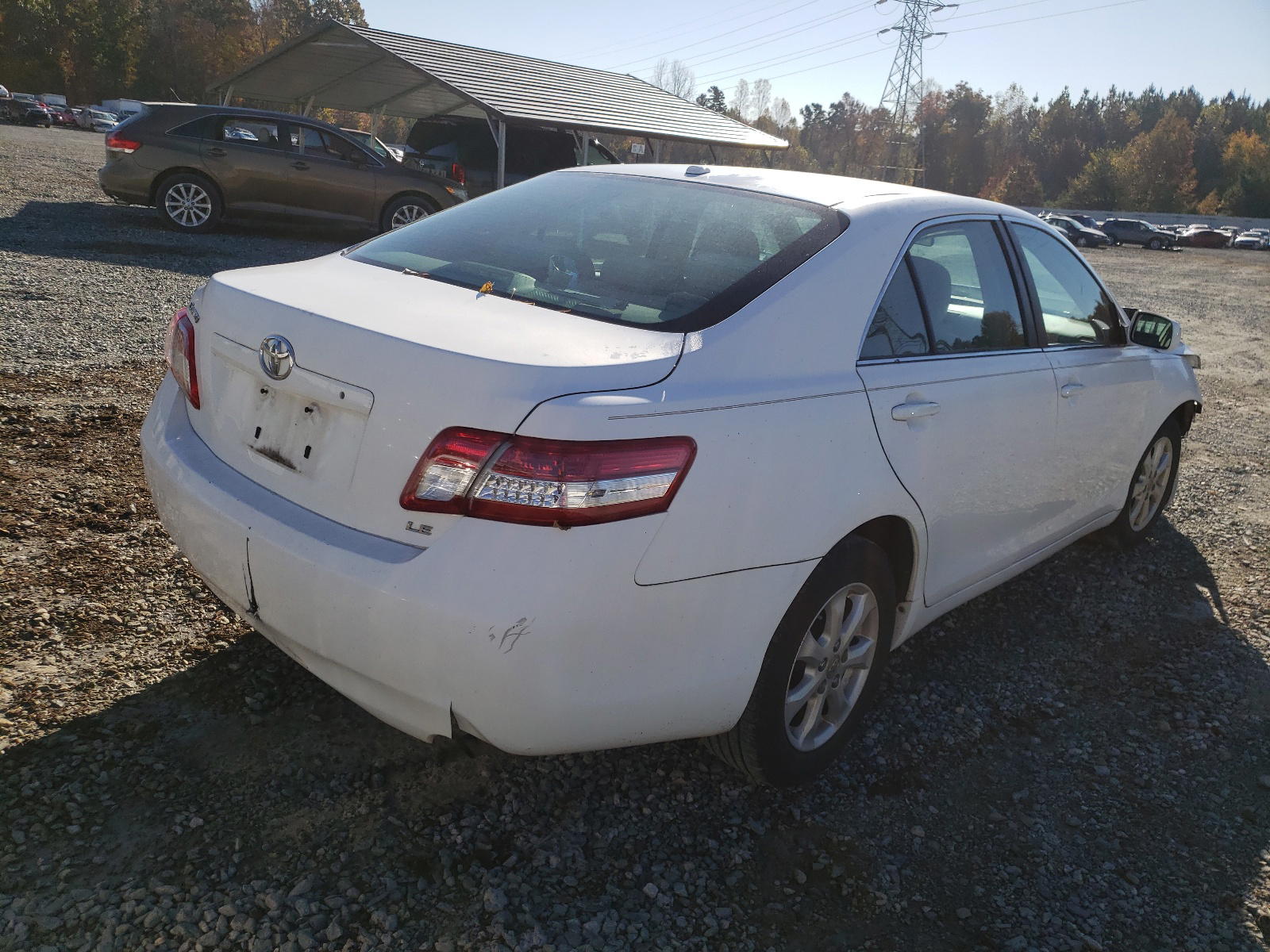 Photo 4 from auction – 2011 TOYOTA CAMRY BASE with VIN 4T1BF3EKXBU632269