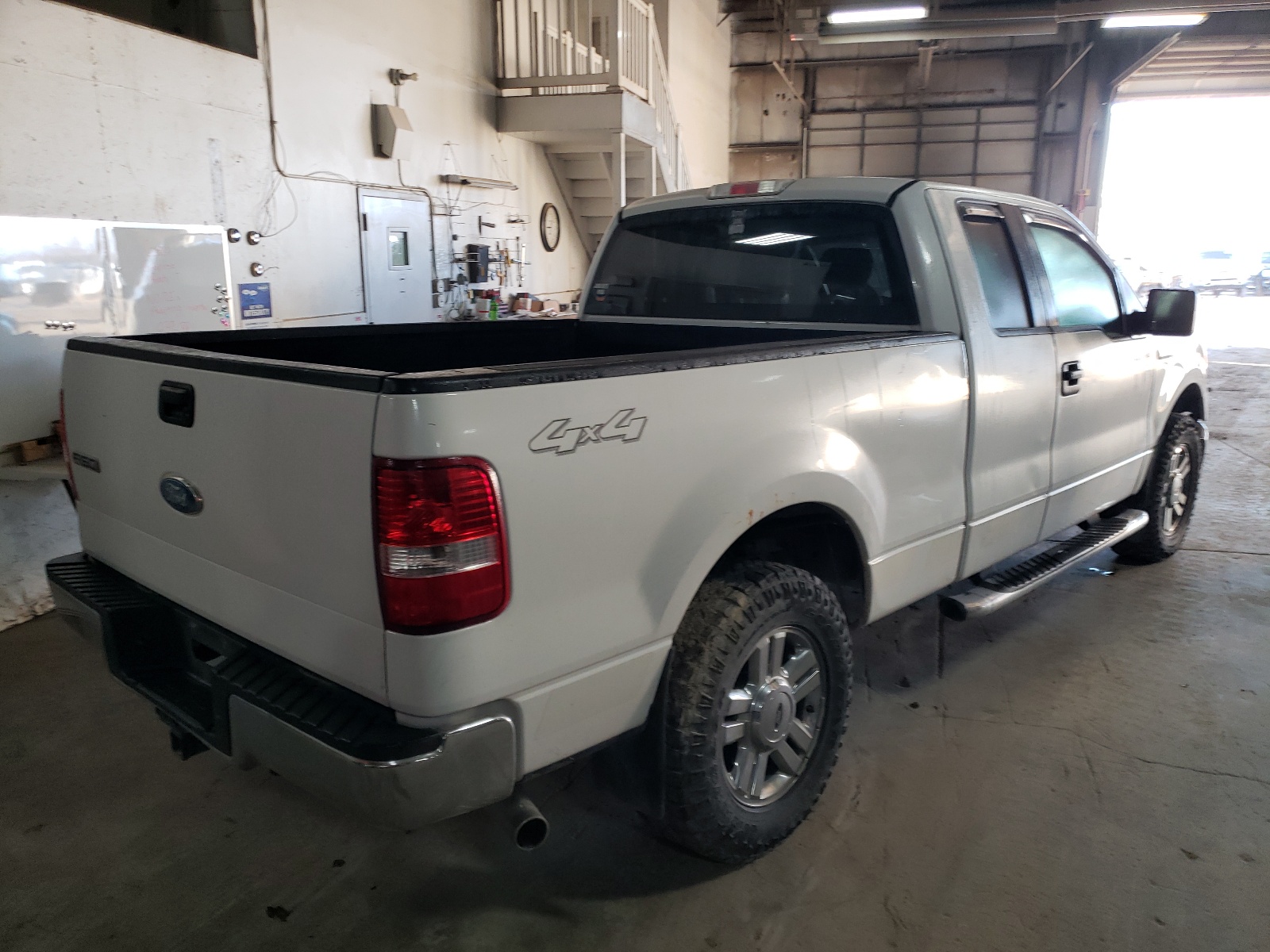 Photo 4 from auction – 2008 FORD F150 with VIN 1FTPX14V78FC04390