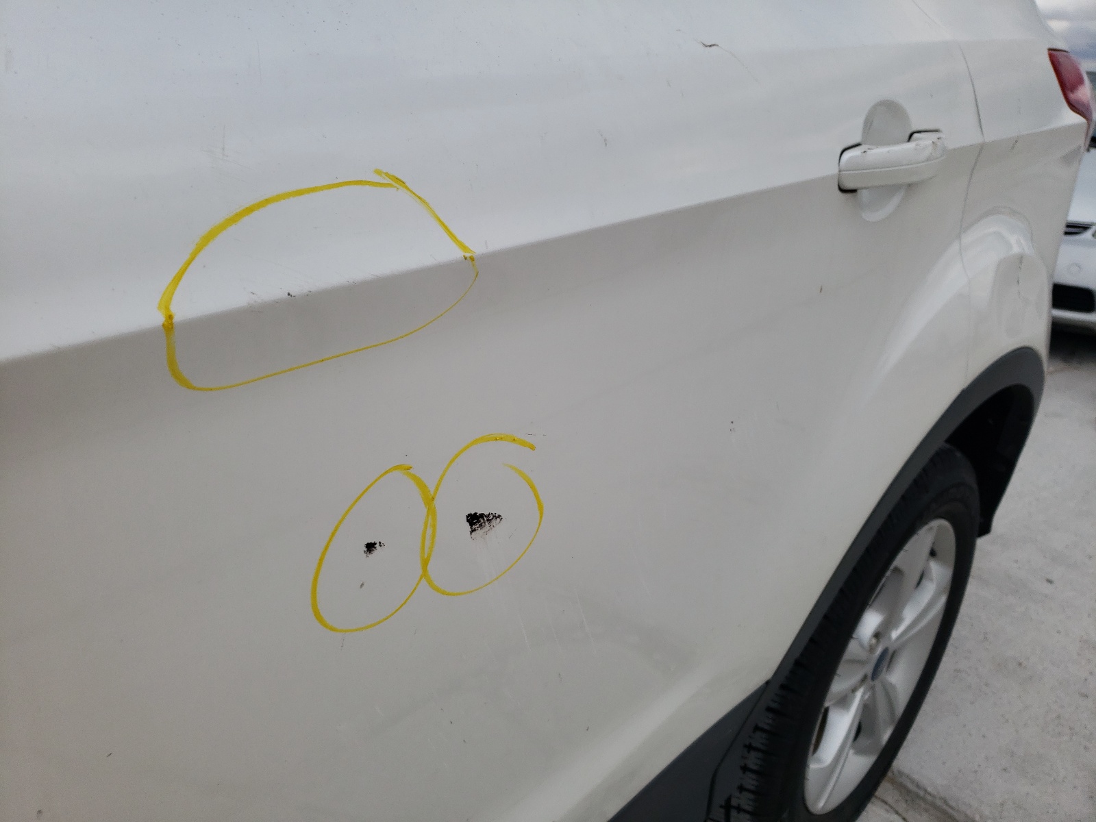 Zdjęcie 9 z aukcji – 2014 FORD ESCAPE SE z VIN 1FMCU0G9XEUC16262