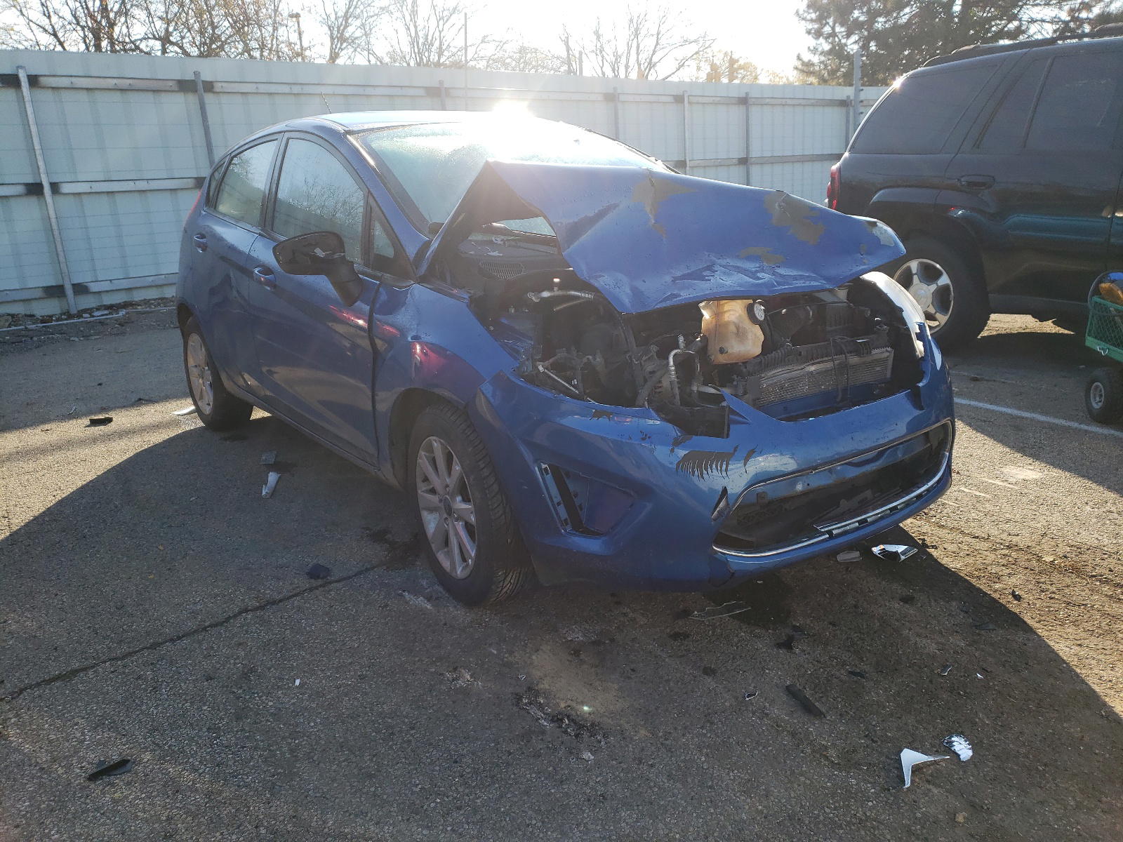 FORD FIESTA SE 2011 with VIN 3FADP4EJ6BM103726 - Photo from auction