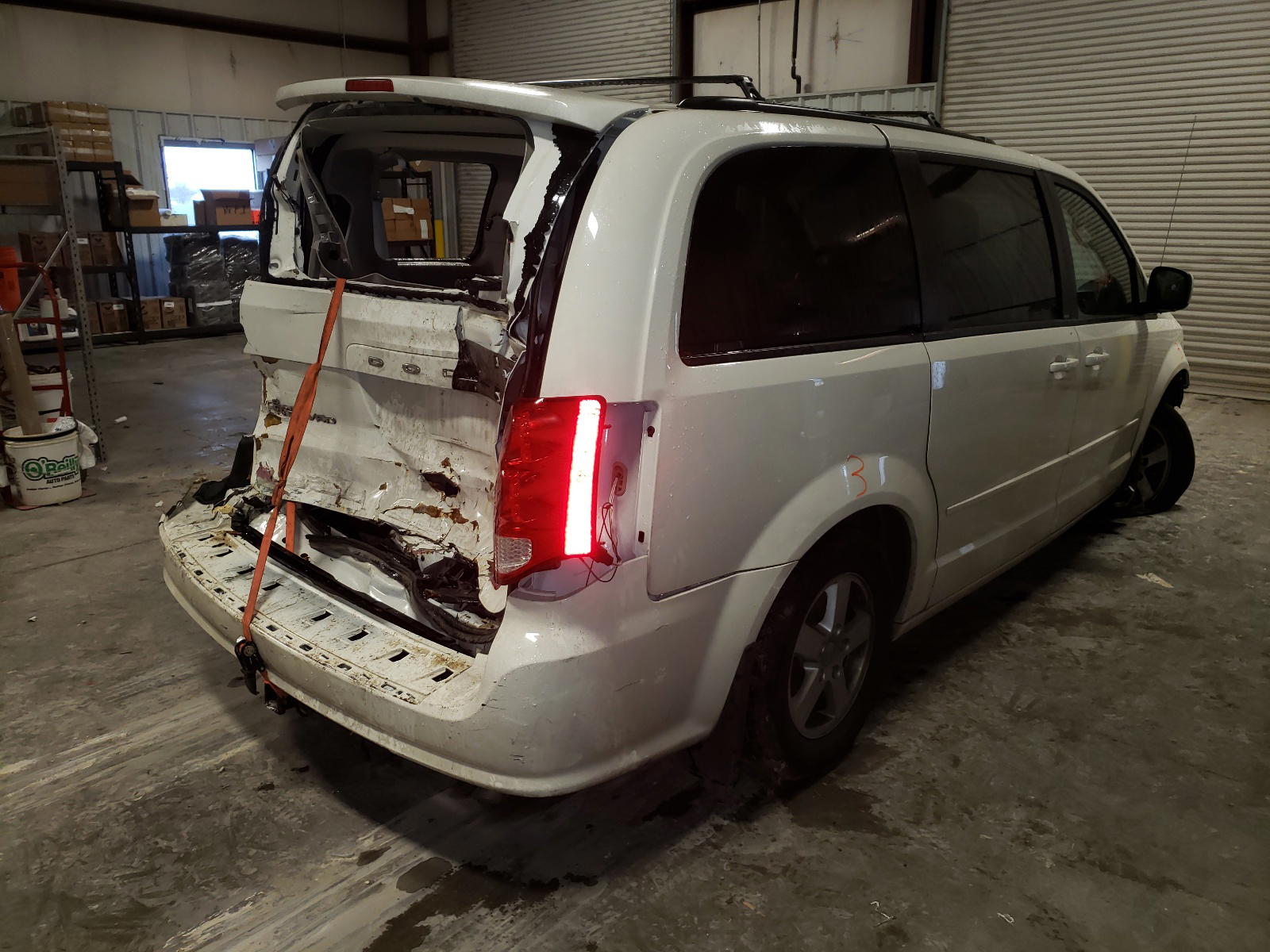 Photo 4 from auction – 2012 DODGE CARAVAN with VIN 2C4RDGCGXCR131878