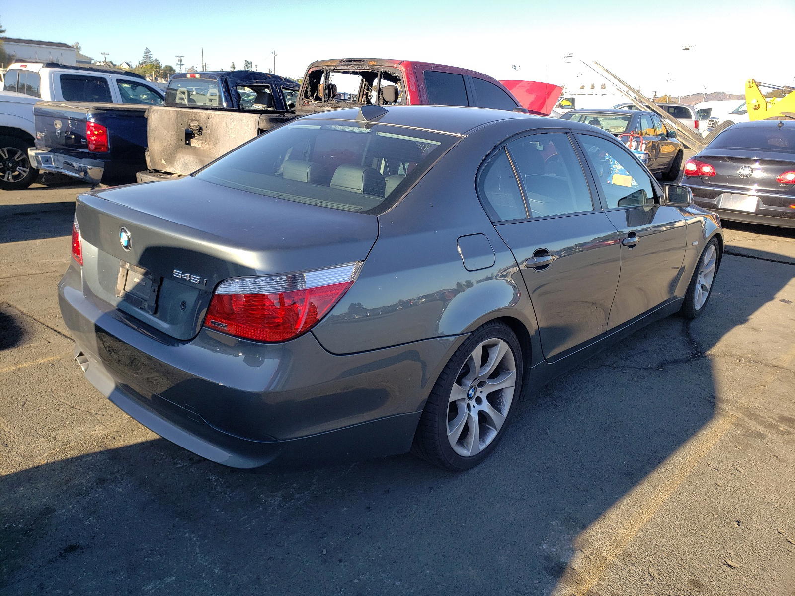 Photo 4 from auction – 2004 BMW 545 I with VIN WBANB33524B108359