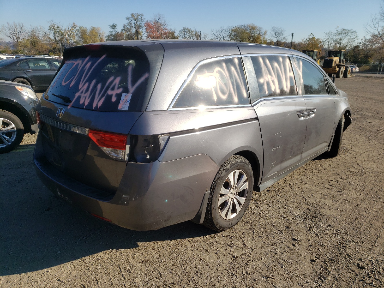 Photo 4 from auction – 2016 HONDA ODYSSEY EX with VIN 5FNRL5H45GB097095