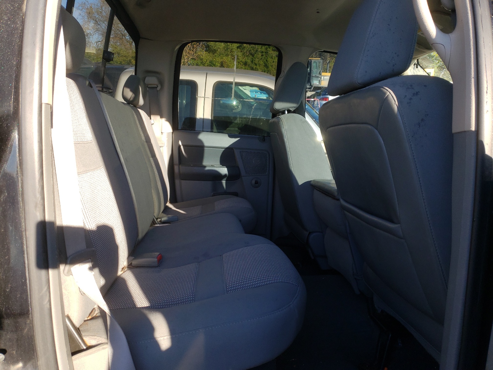 Photo 6 from auction – 2007 DODGE RAM 1500 S with VIN 1D7HU18247S239204