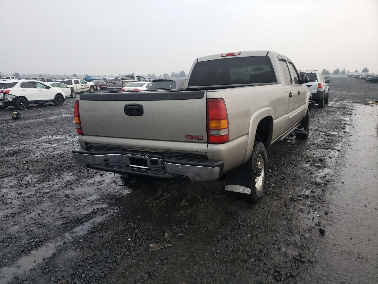 Фото 4 с аукциона – 2003 GMC 2500 с VIN 1GTHK23103F117060