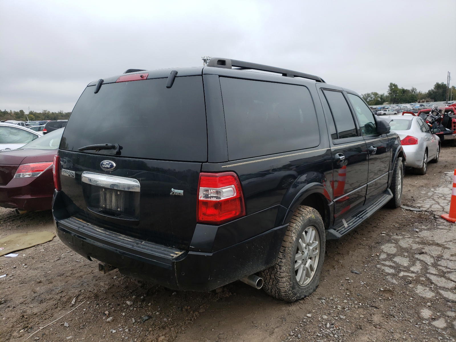 Photo 4 from auction – 2014 FORD EXPEDITION with VIN 1FMJK1H54EEF01029