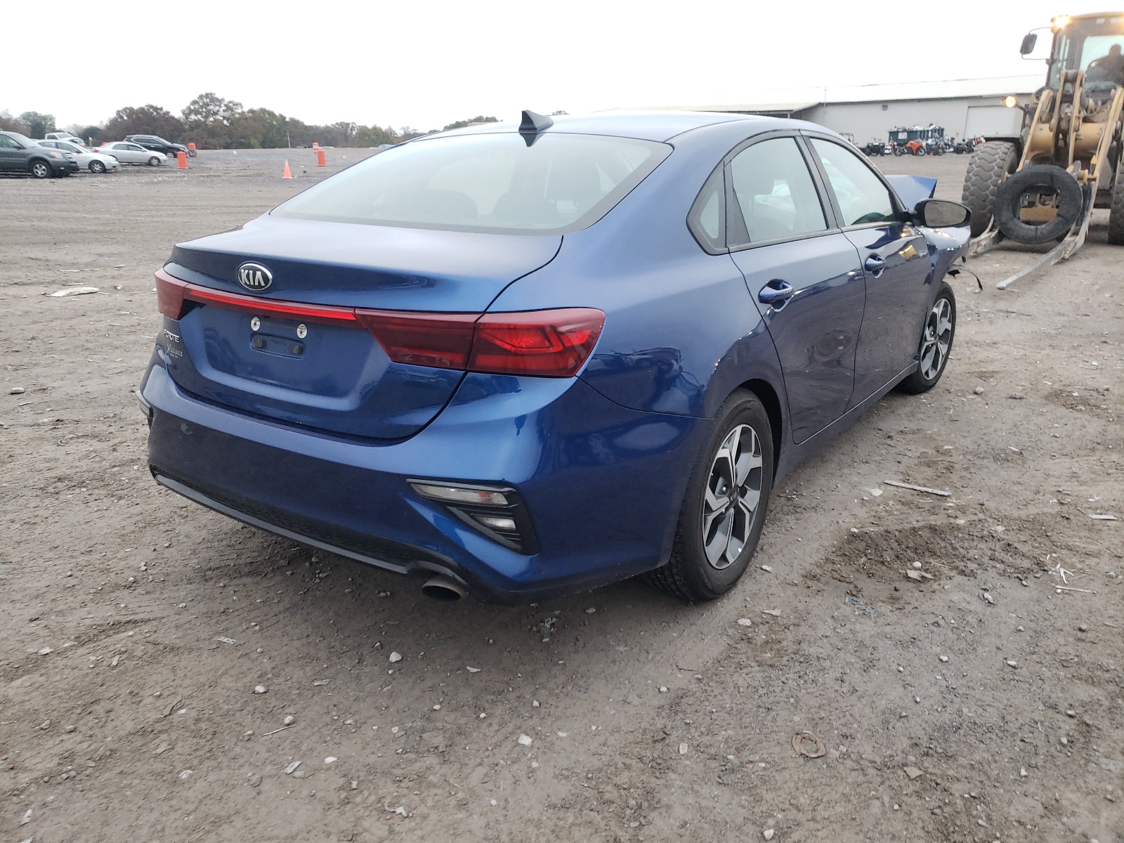 Photo 4 from auction – 2019 KIA FORTE FE with VIN 3KPF24AD4KE078725