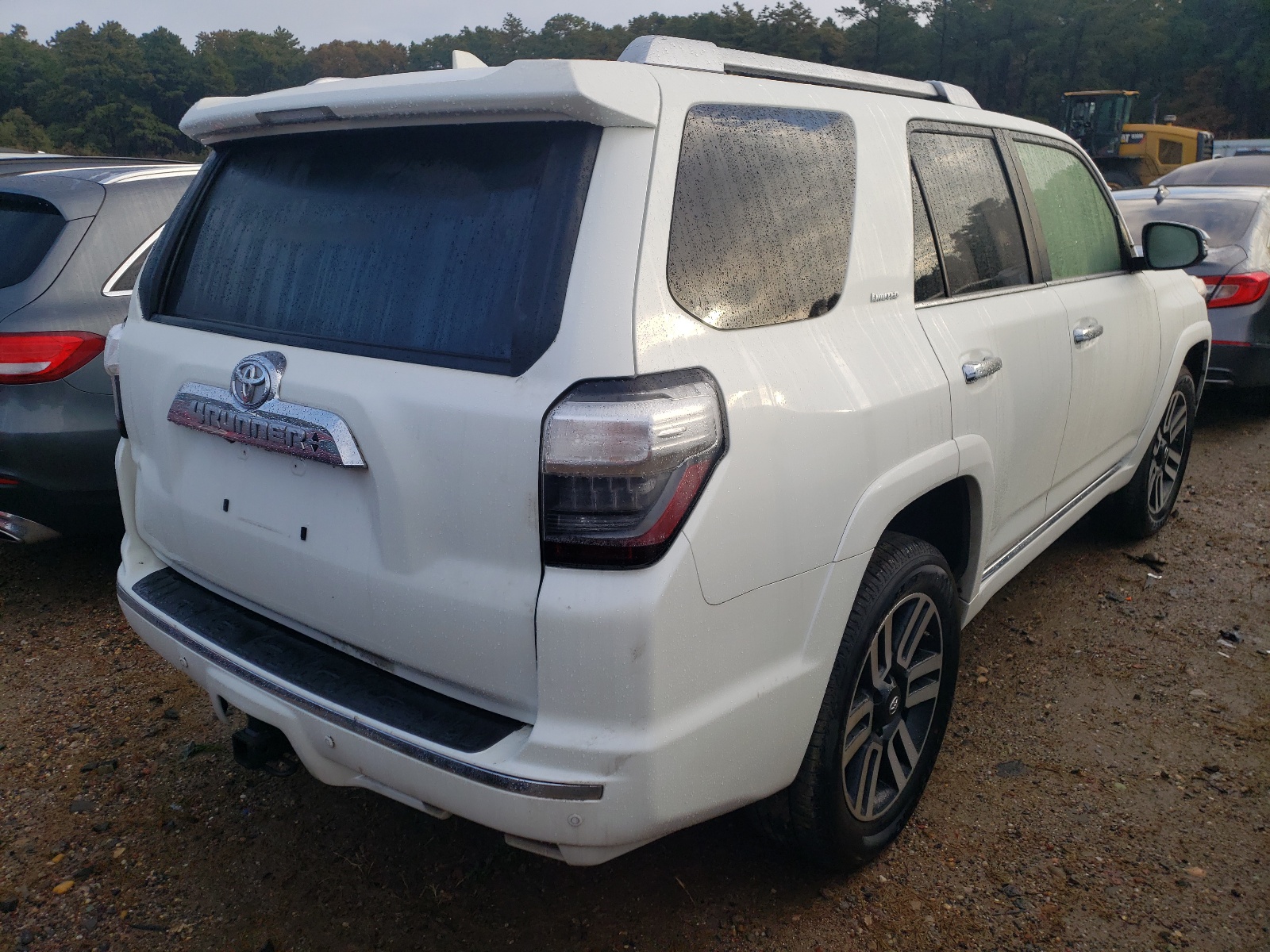 Photo 4 from auction – 2020 TOYOTA 4RUNNER SR with VIN JTEBU5JR2L5805847