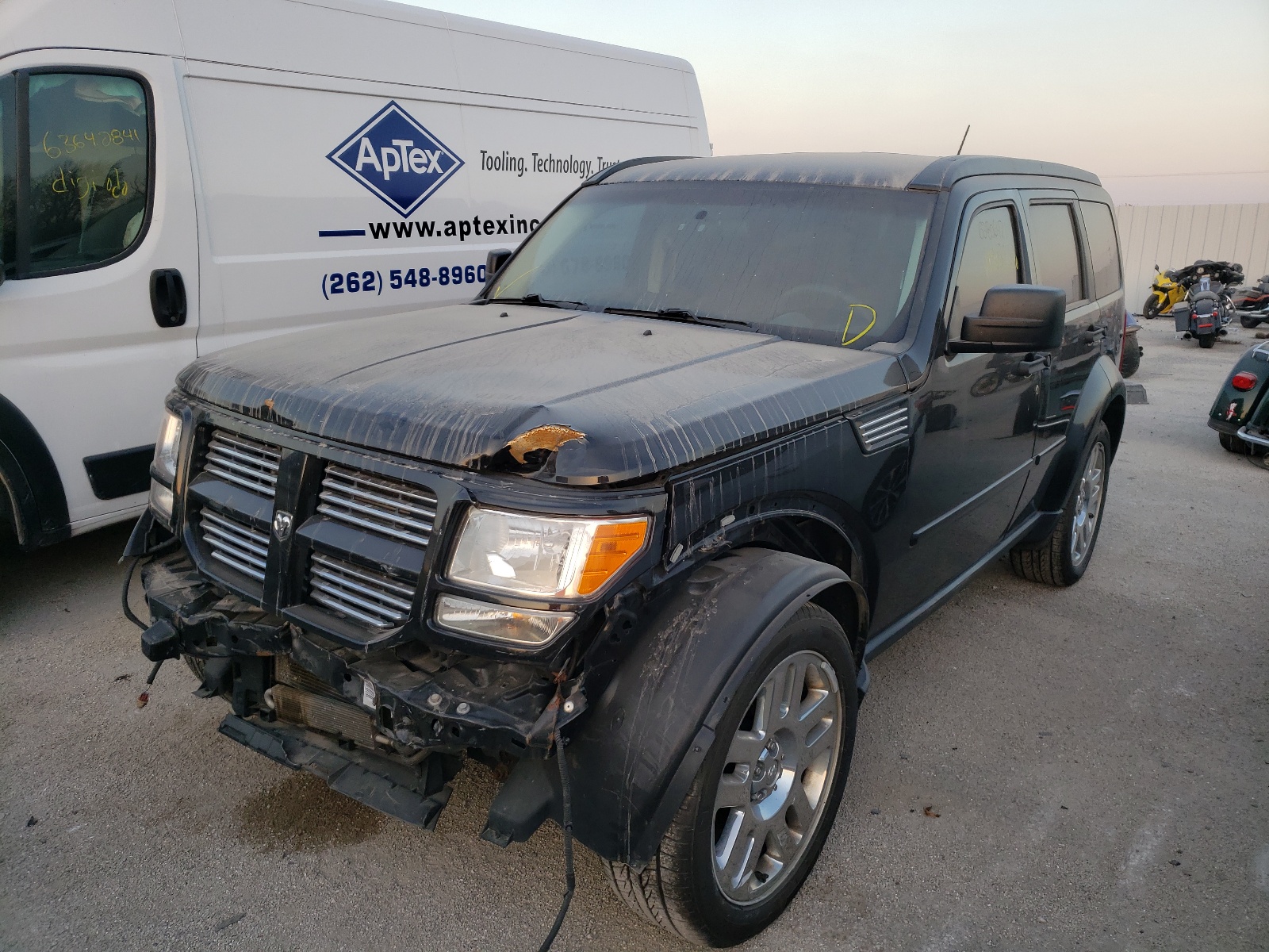 صورة رقم 2 من المزاد - 2011 DODGE NITRO HEAT مع VIN 1D4PT4GK4BW599721