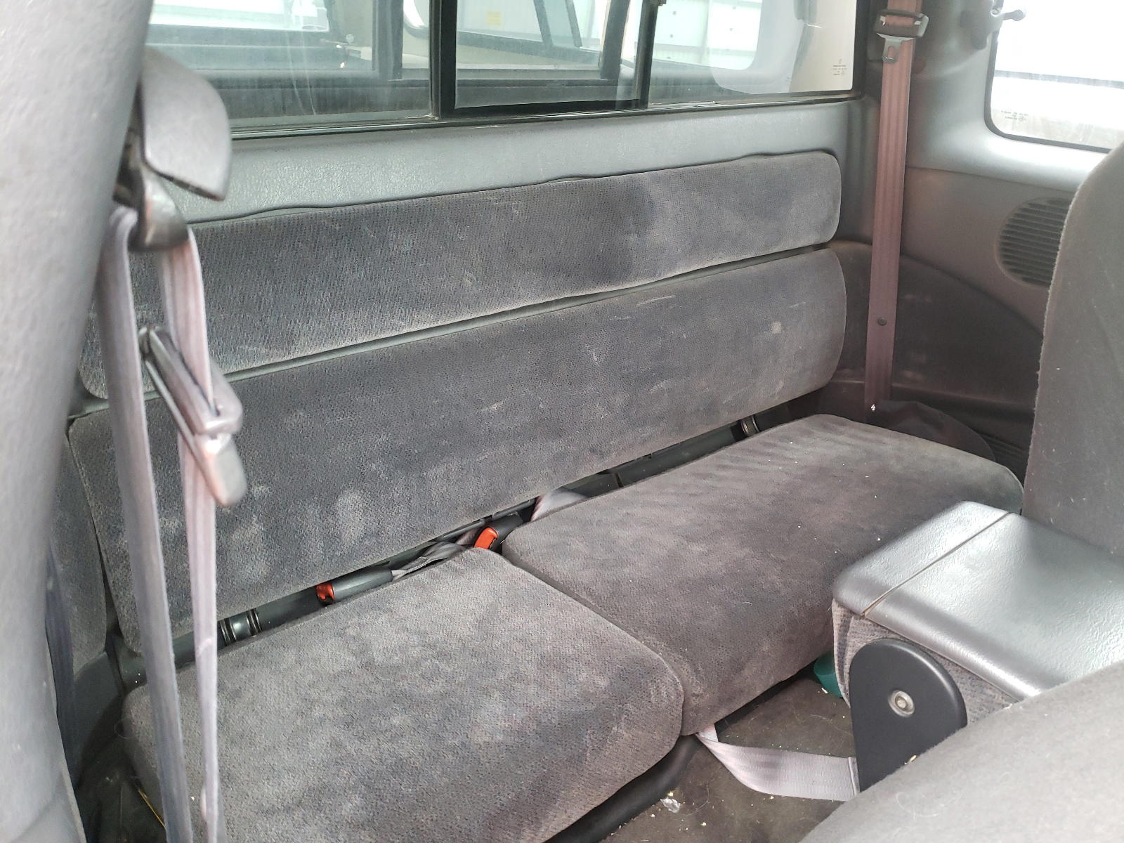 Photo 6 from auction – 2000 DODGE DAKOTA with VIN 1B7GL22X3YS680276