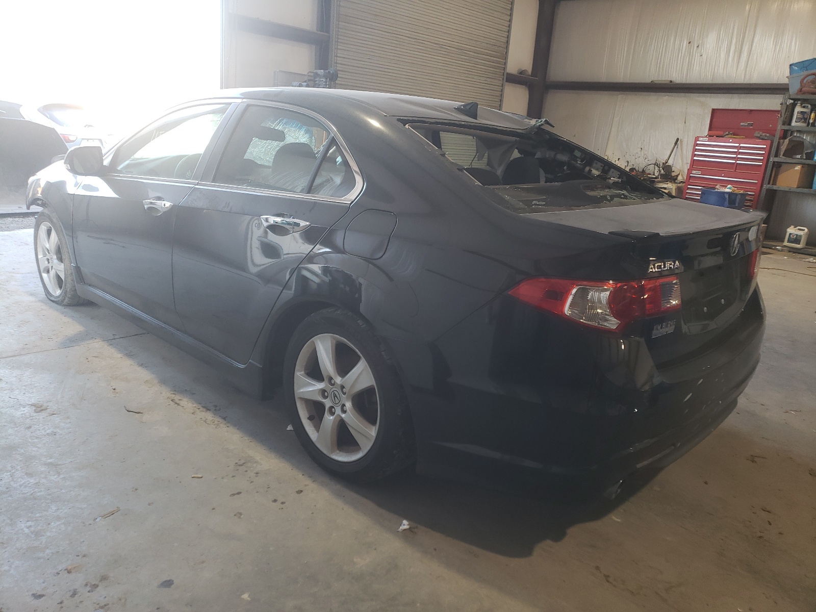 Photo 3 from auction – 2010 ACURA TSX with VIN JH4CU2F67AC027705