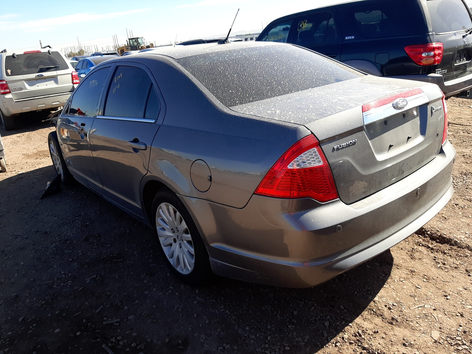 Photo 3 from auction – 2010 FORD FUSION HYB with VIN 3FADP0L30AR337665