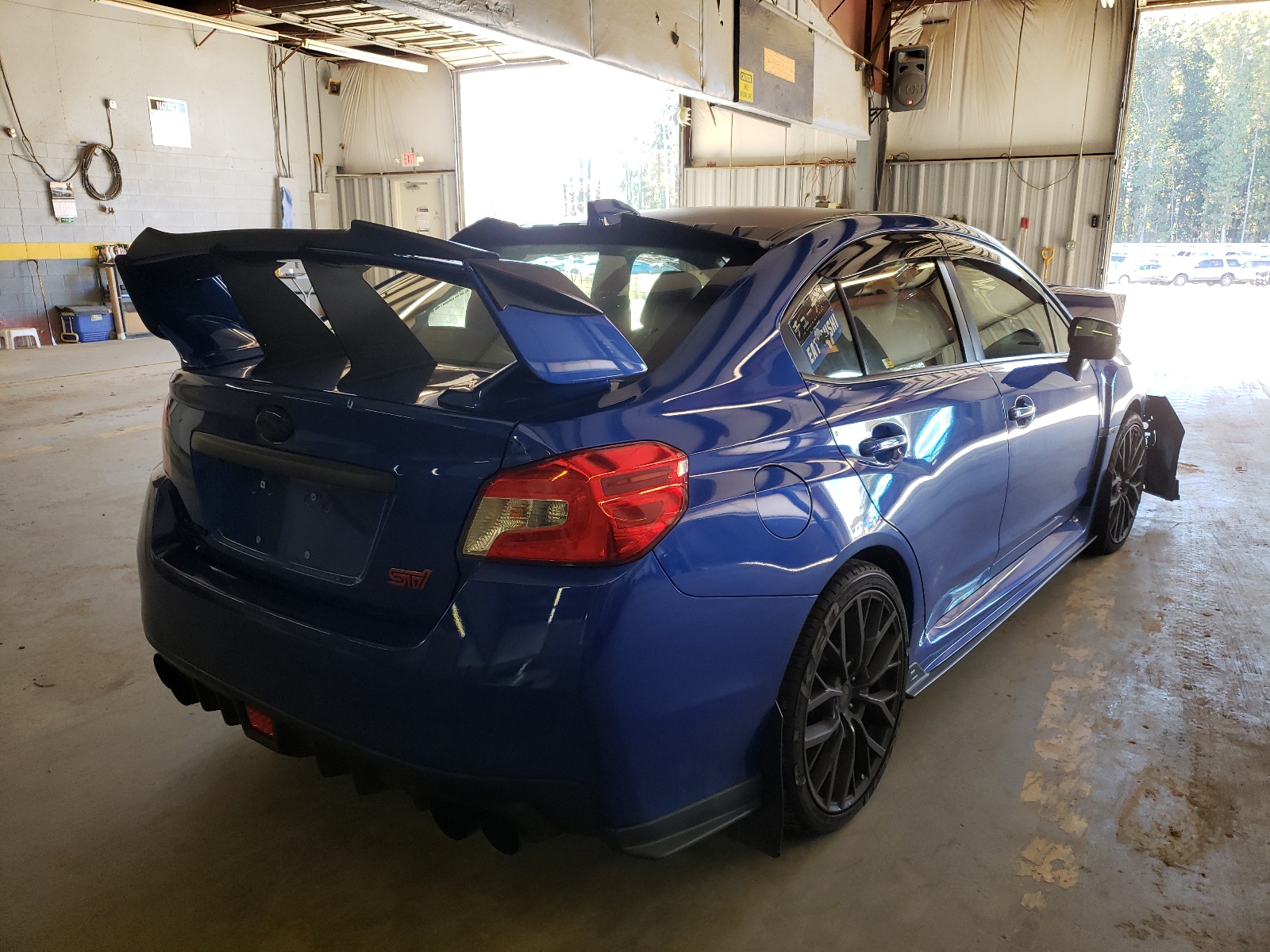 Photo 4 from auction – 2019 SUBARU WRX STI with VIN JF1VA2S67K9800394