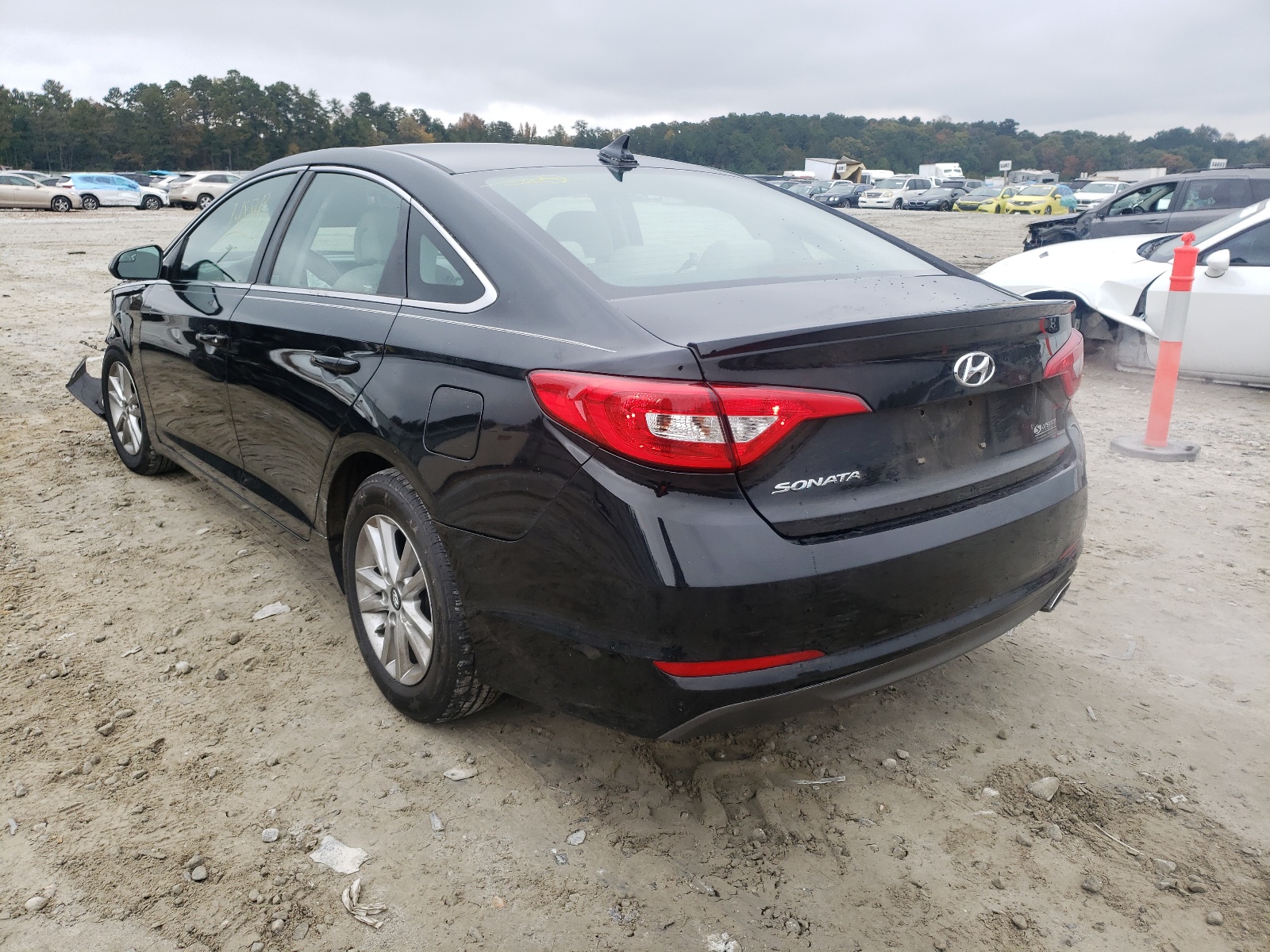 Photo 3 from auction – 2017 HYUNDAI SONATA SE with VIN 5NPE24AF1HH514173