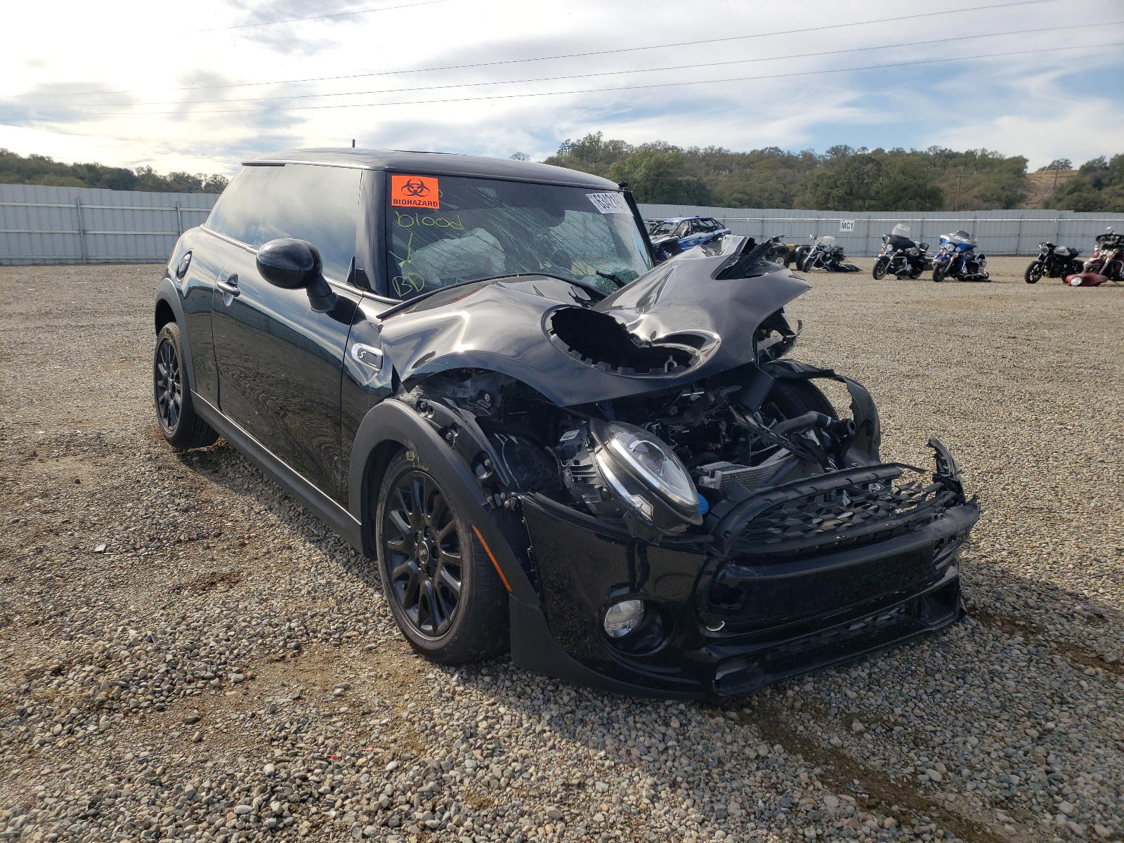 MINI COOPER S 2017 with VIN WMWXP7C5XH3B94217 - Photo from auction