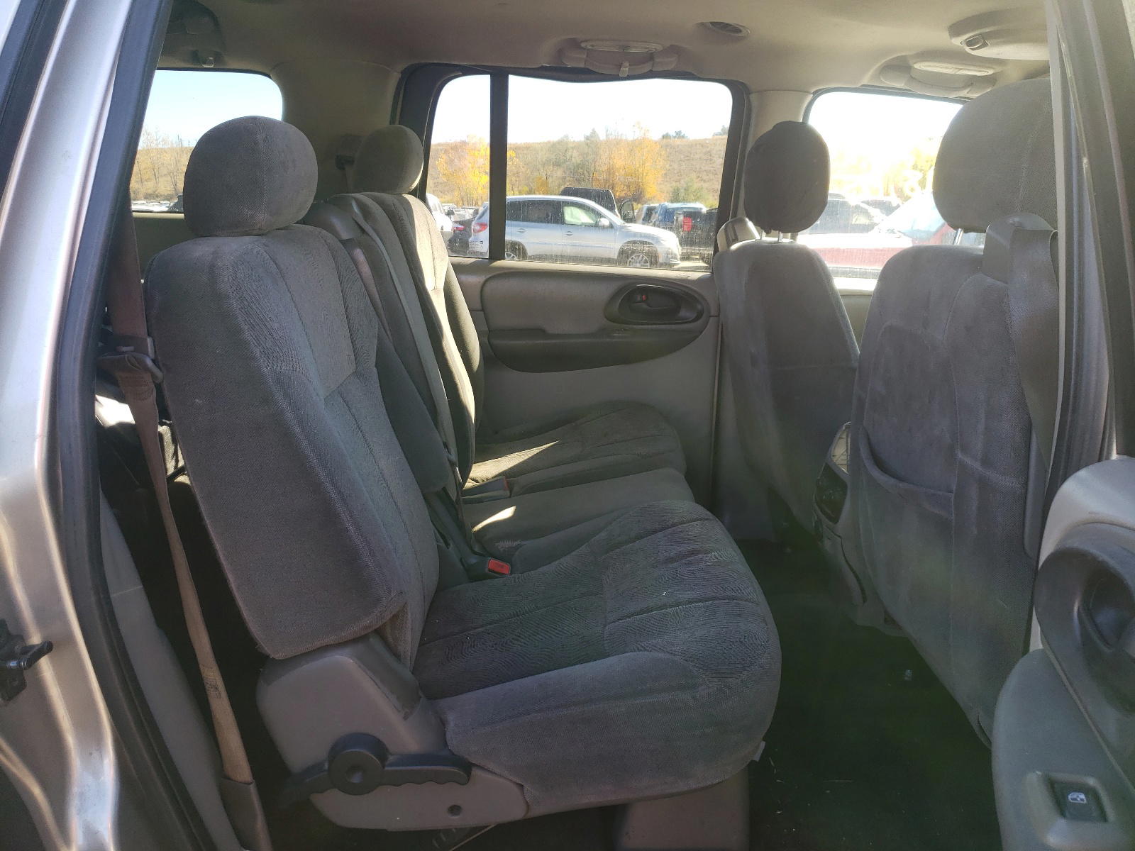 Photo 6 from auction – 2003 CHEVROLET TRAILBLAZE with VIN 1GNET16S732171310