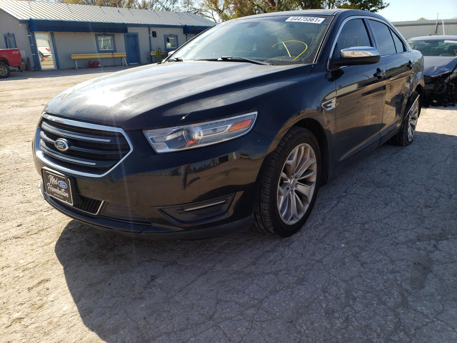 Photo 2 from auction – 2013 FORD TAURUS LIM with VIN 1FAHP2F86DG226845