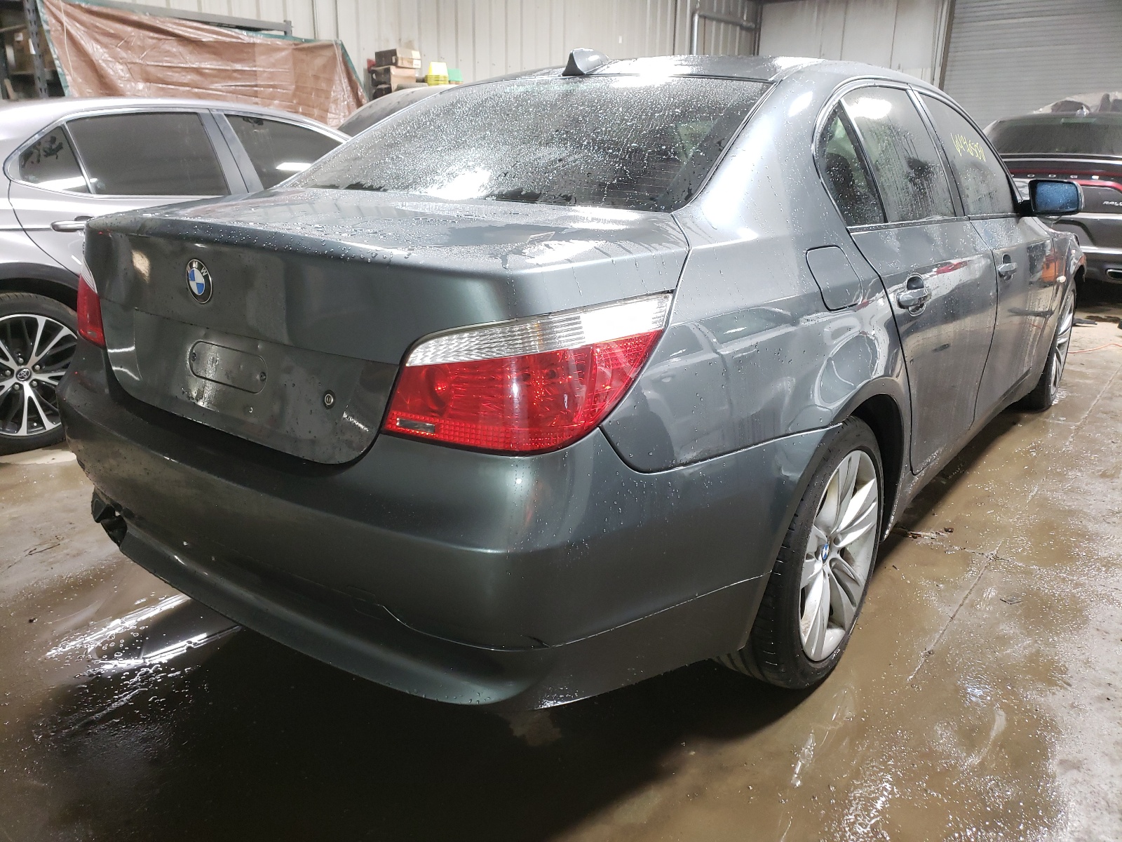 Photo 4 from auction – 2006 BMW 530 XI with VIN WBANF73586CC34284