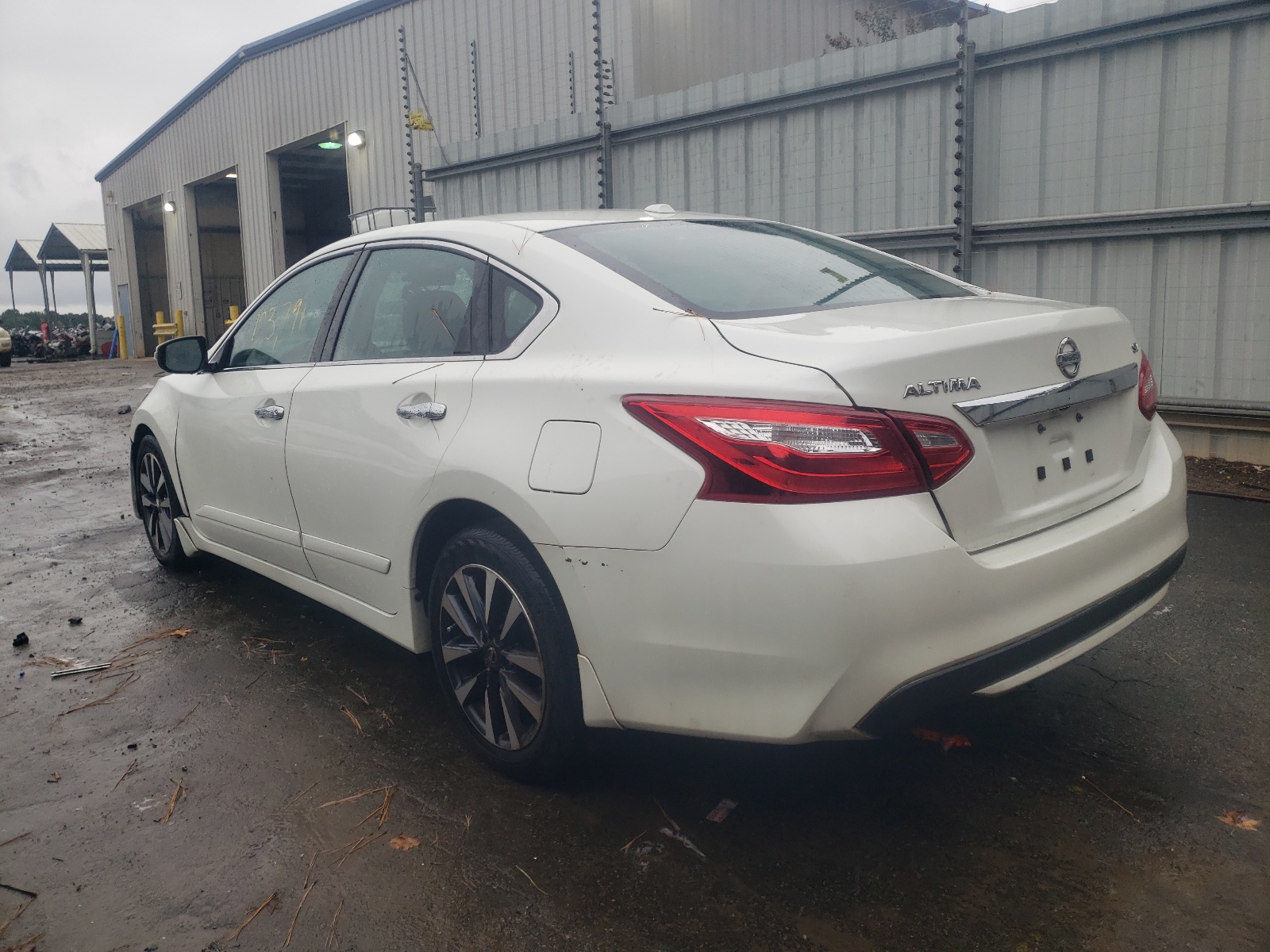 Photo 3 from auction – 2016 NISSAN ALTIMA 2.5 with VIN 1N4AL3AP5GC134025