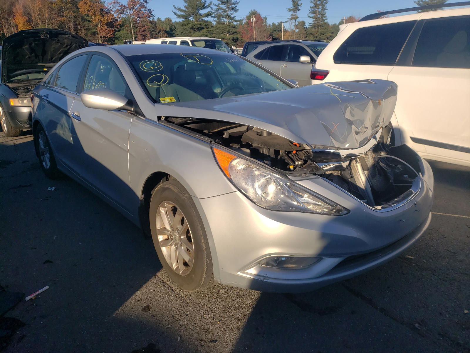 HYUNDAI SONATA SE 2013 with VIN 5NPEC4ABXDH585702 - Photo from auction