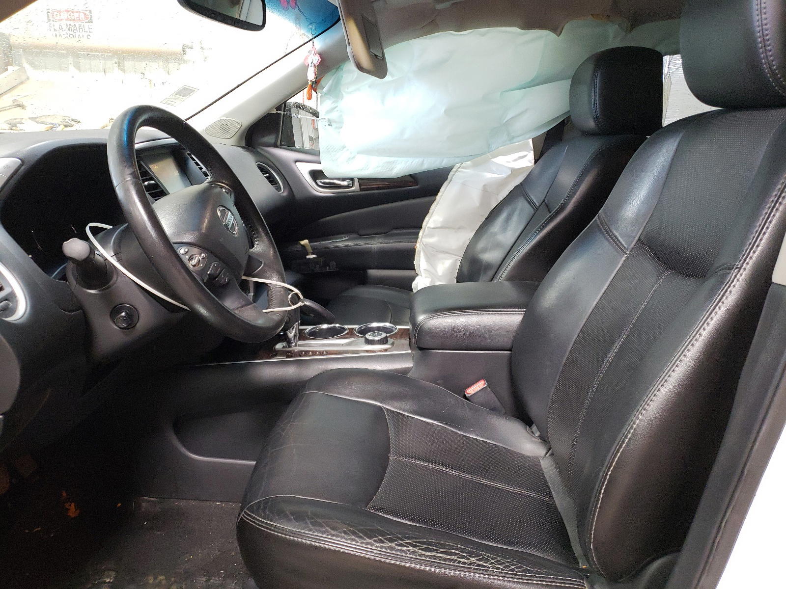 Photo 5 from auction – 2013 NISSAN PATHFINDER with VIN 5N1AR2MM3DC677322