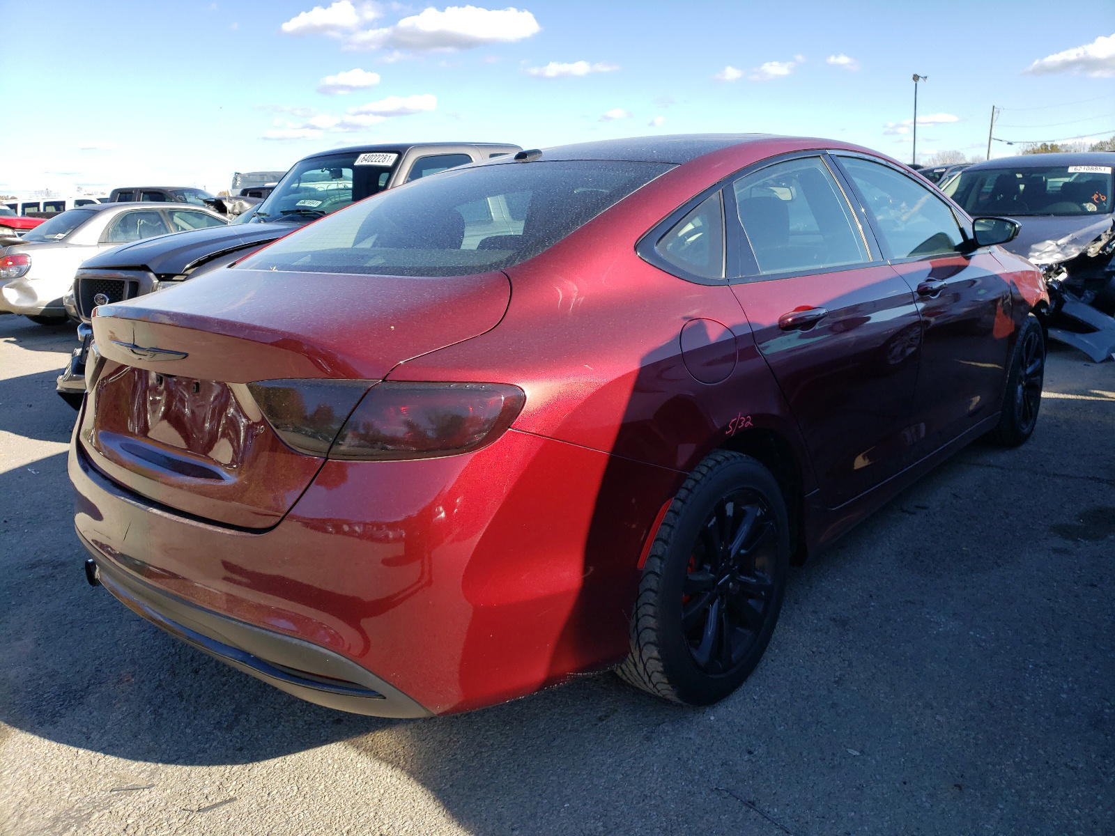 Photo 4 from auction – 2015 CHRYSLER 200 LIMITE with VIN 1C3CCCAB3FN657543