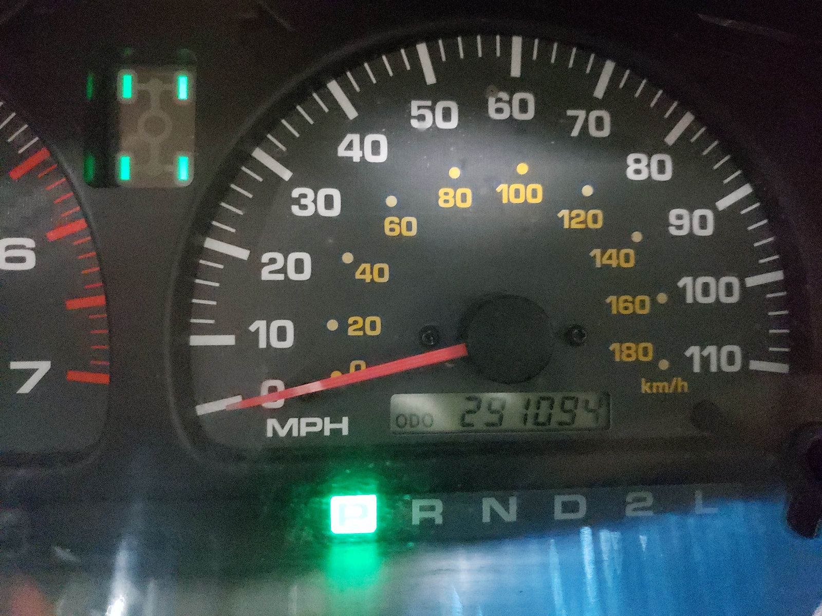 Photo 8 from auction – 2002 TOYOTA 4RUNNER LI with VIN JT3HN87R420361634