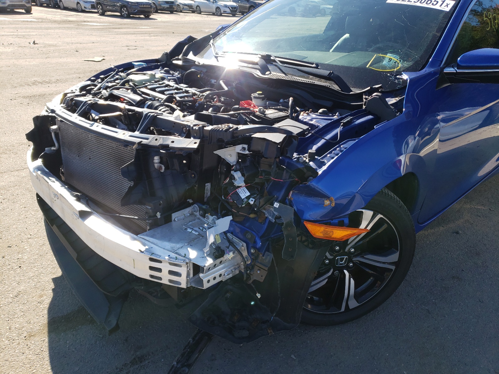 Photo 9 from auction – 2016 HONDA CIVIC TOUR with VIN 2HGFC3B97GH360632