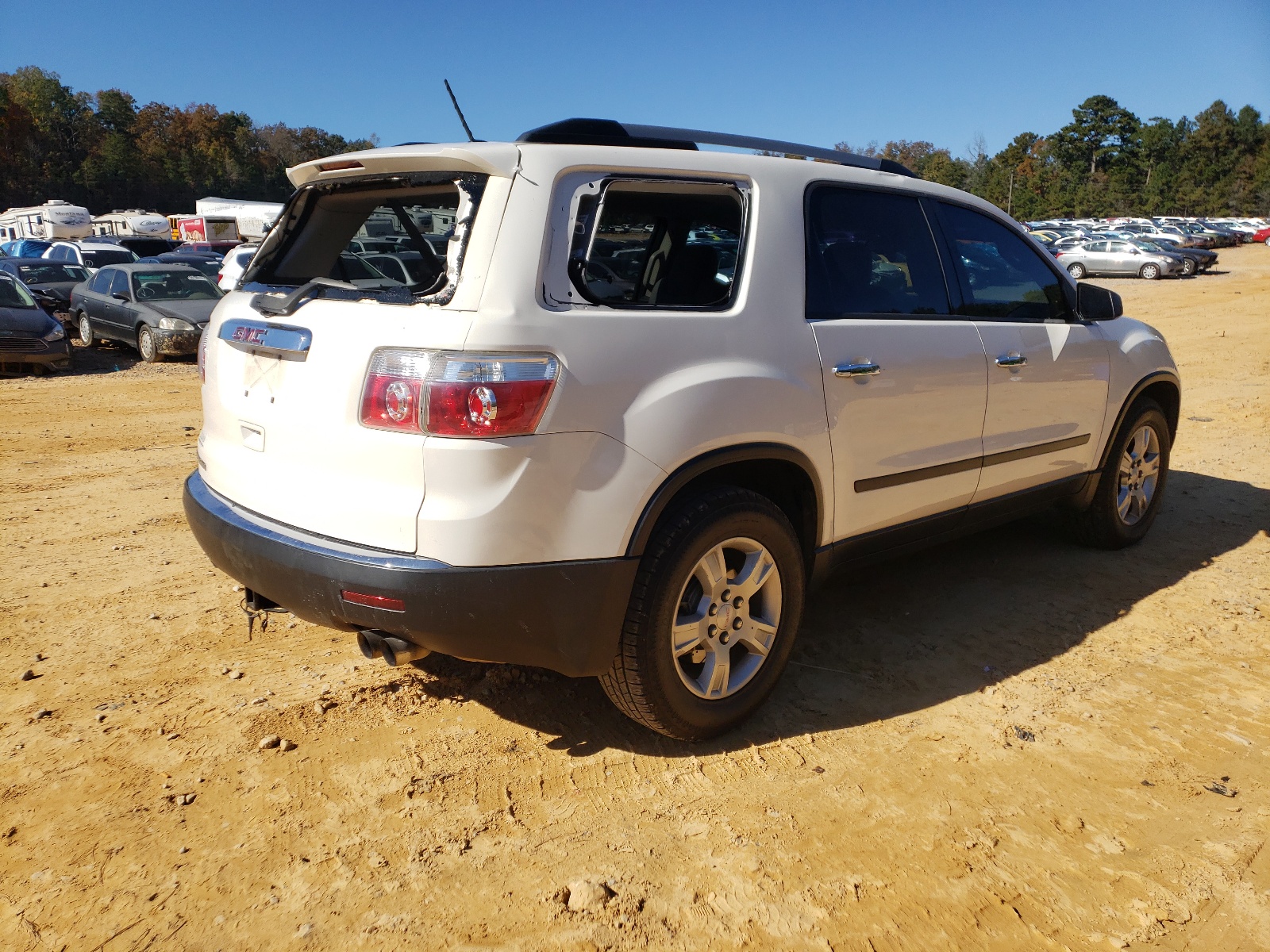 Photo 4 from auction – 2011 GMC ACADIA SLE with VIN 1GKKRNED9BJ277206