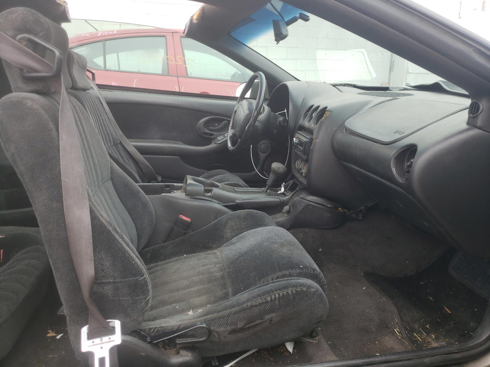 Photo 5 from auction – 2000 PONTIAC FIREBIRD with VIN 2G2FS22K7Y2158428