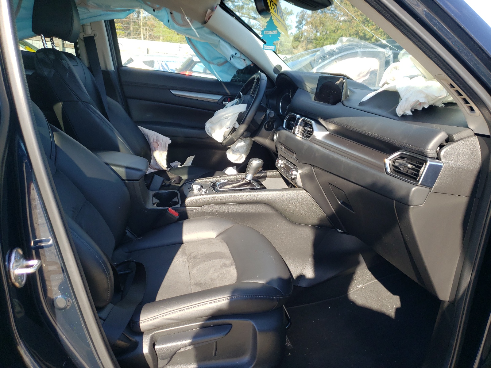 Photo 5 from auction – 2018 MAZDA CX-5 TOURI with VIN JM3KFBCM5J0429158