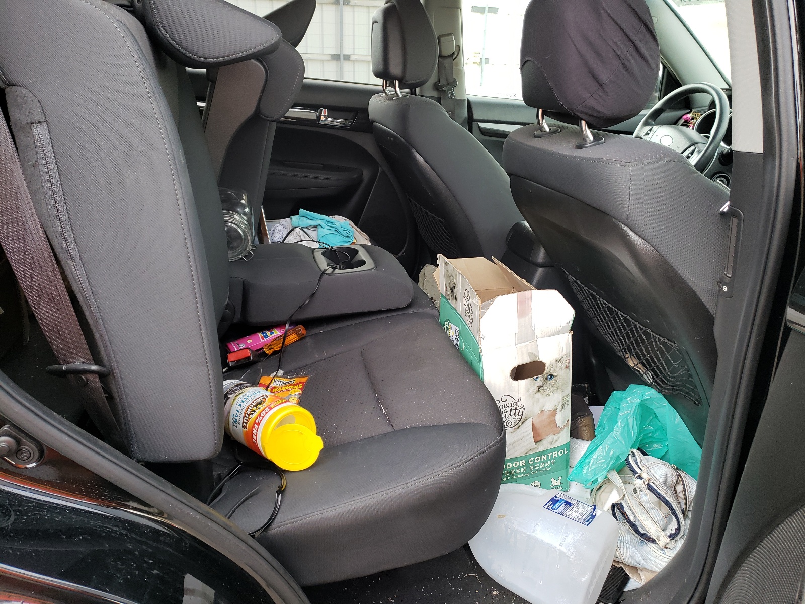 Photo 6 from auction – 2011 KIA SORENTO BA with VIN 5XYKT3A11BG048984