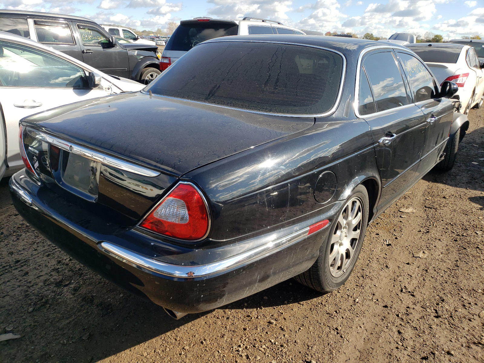 Photo 4 from auction – 2004 JAGUAR XJ8 with VIN SAJWA71C84SG32087