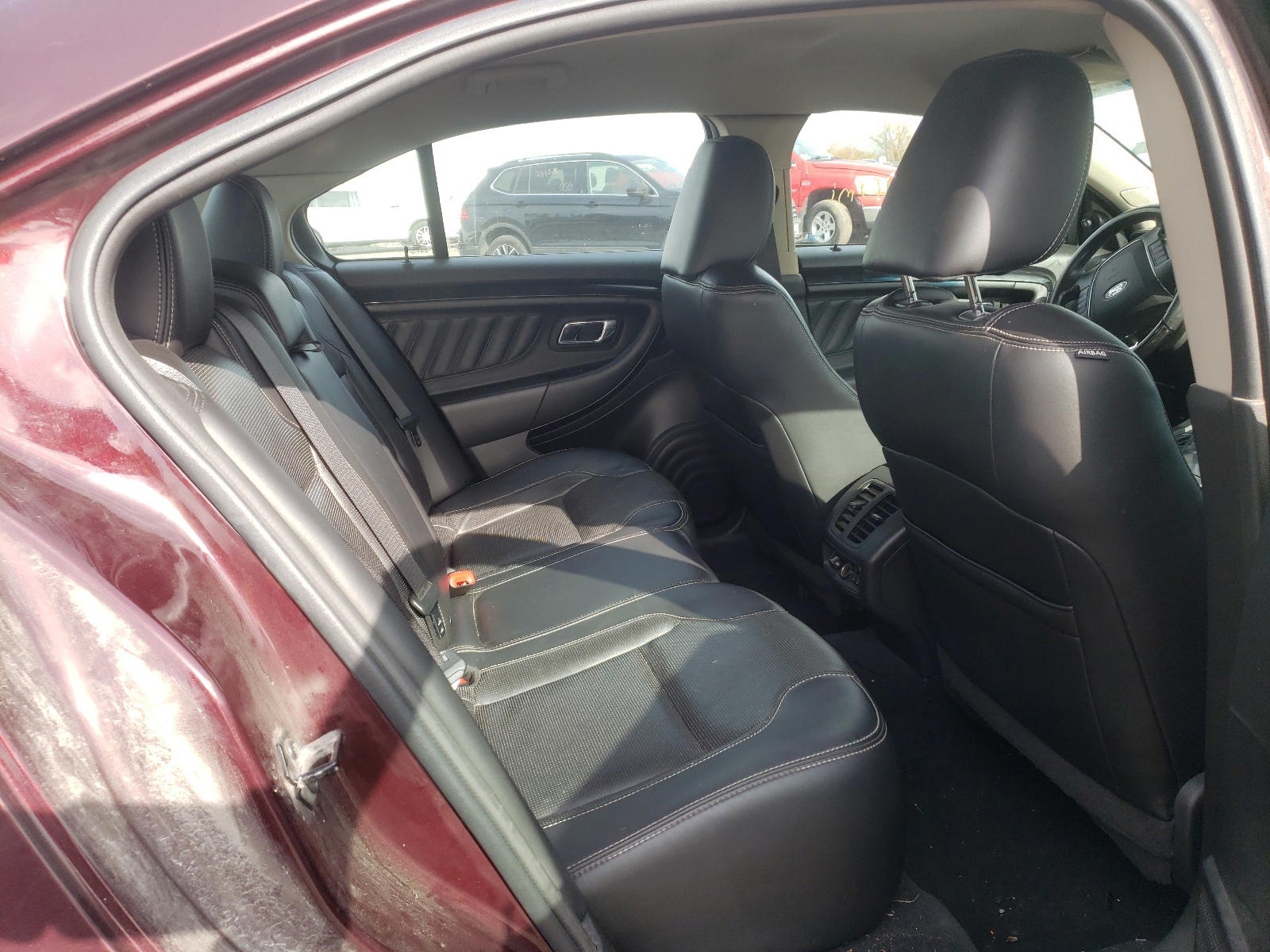 Photo 6 from auction – 2011 FORD TAURUS LIM with VIN 1FAHP2FW8BG128122