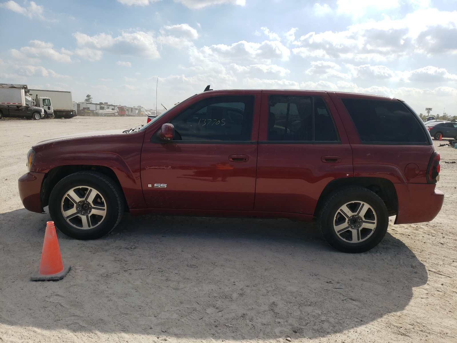 Photo 9 from auction – 2007 CHEVROLET TRAILBLAZE with VIN 1GNES13H172156206