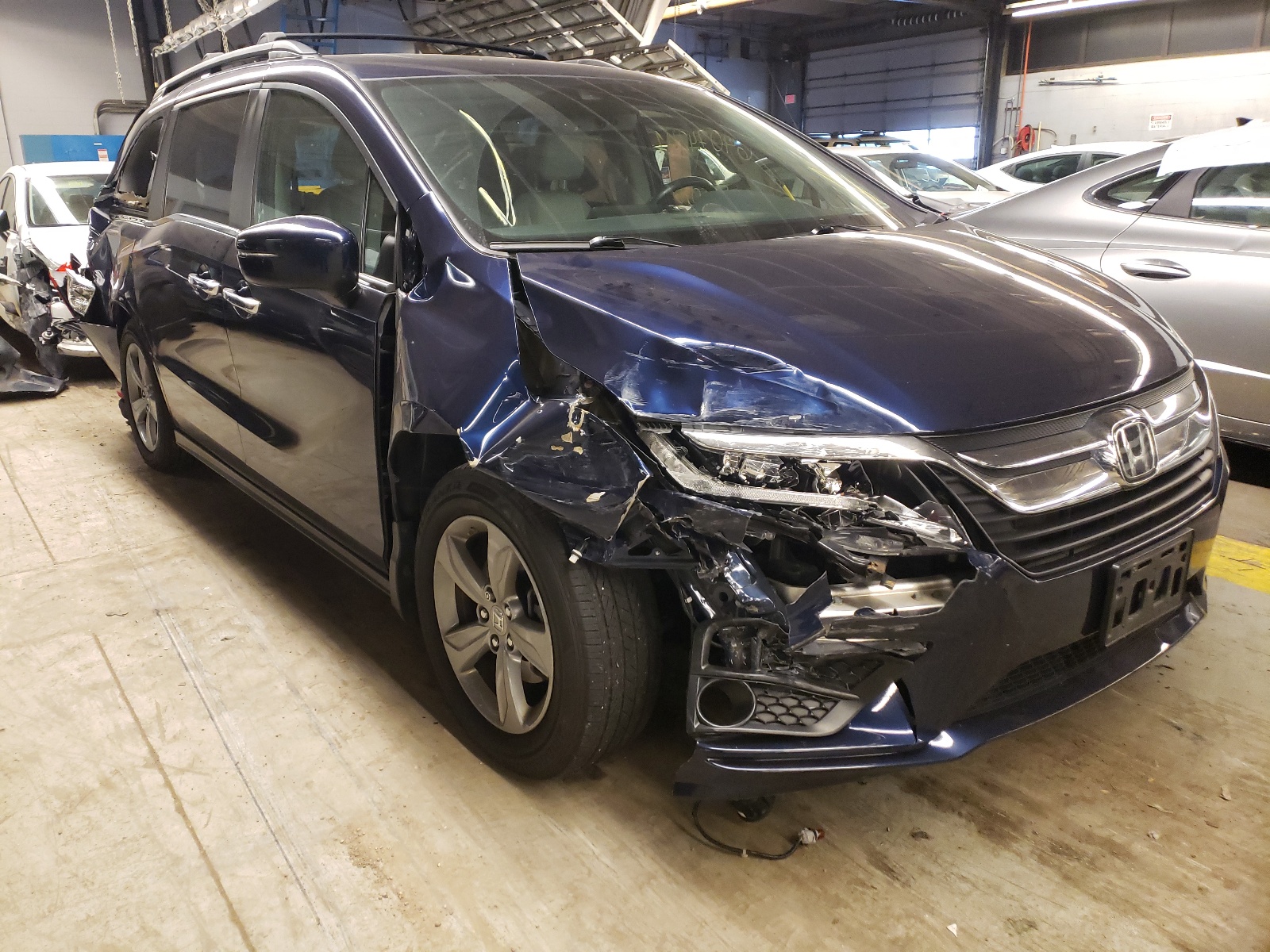 Photo 1 from auction – 2018 HONDA ODYSSEY EX with VIN 5FNRL6H70JB021016