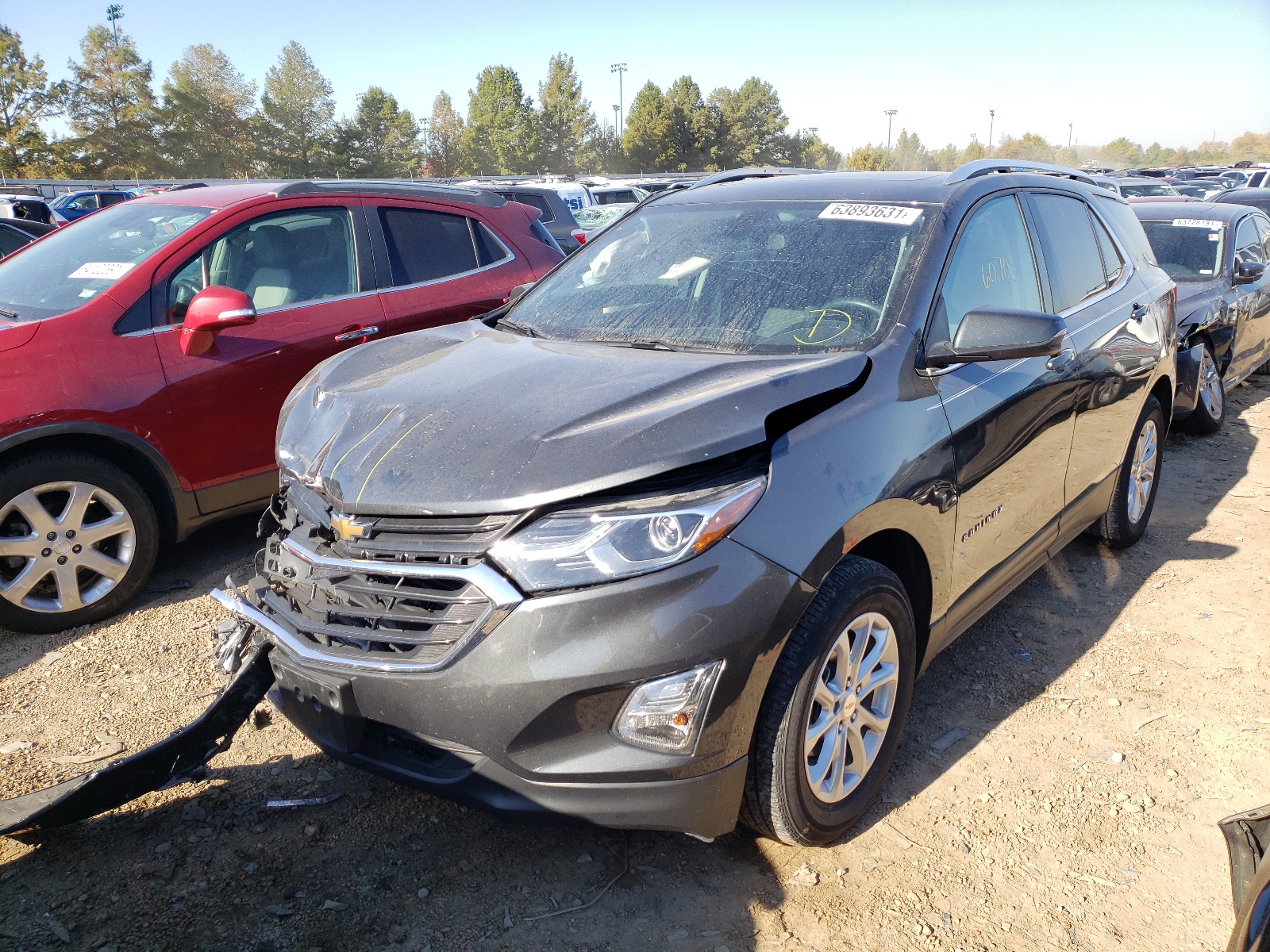 Photo 2 from auction – 2018 CHEVROLET EQUINOX LT with VIN 2GNAXJEV1J6345709