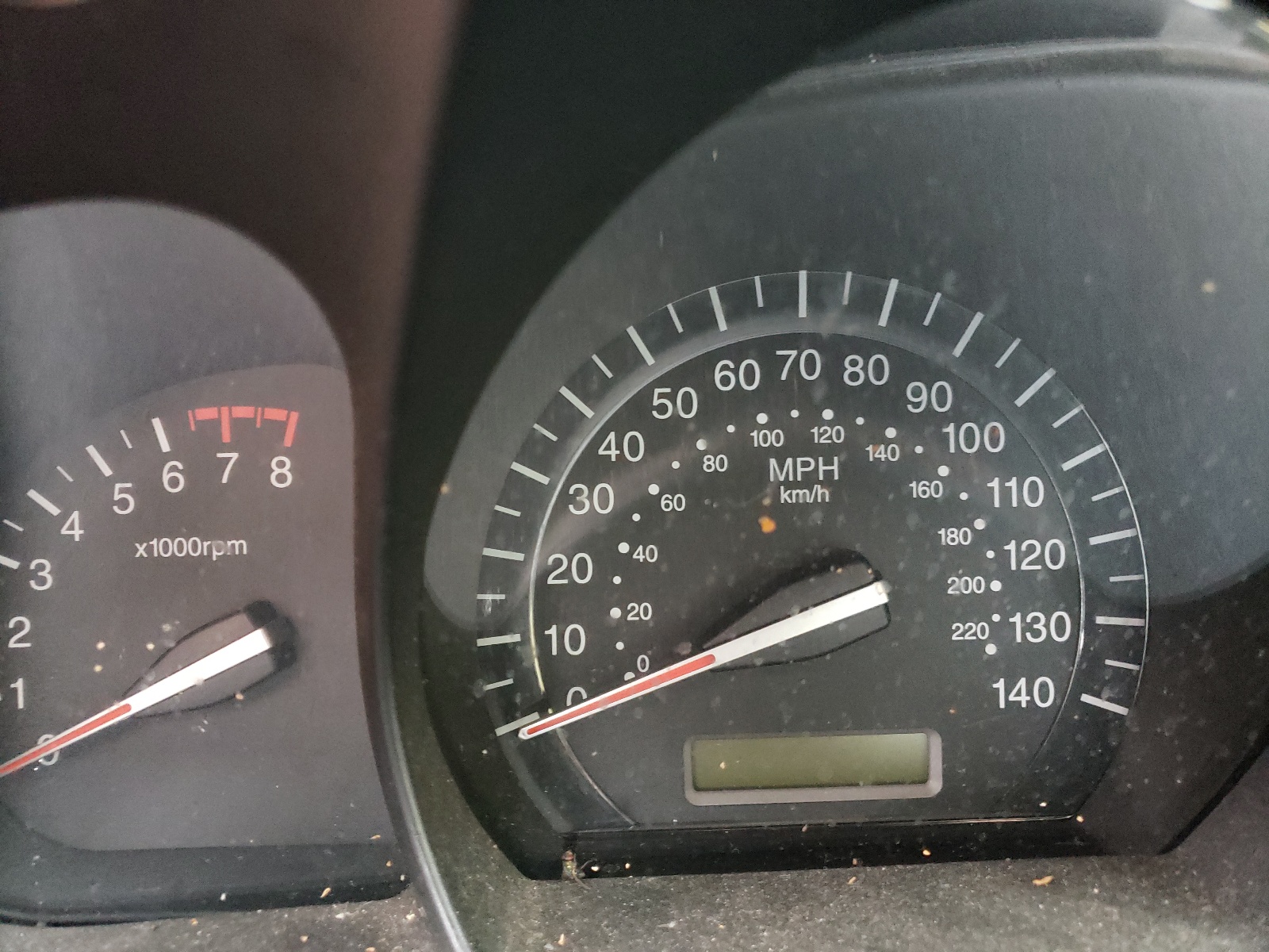 Zdjęcie 8 z aukcji – 2008 KIA SPECTRA EX z VIN KNAFE121685573438