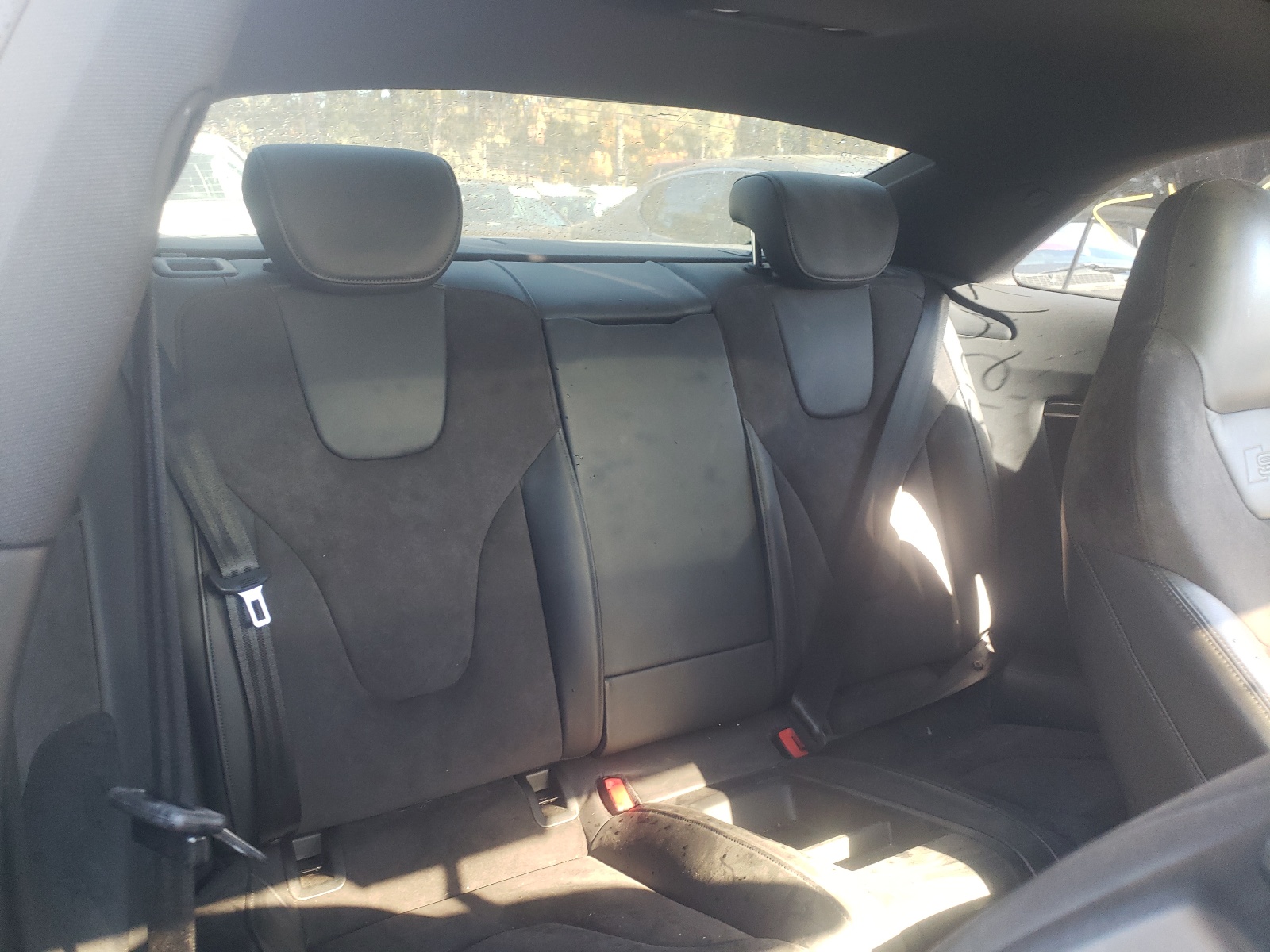 Photo 6 from auction – 2013 AUDI S5 PRESTIG with VIN WAUVGAFR3DA068044