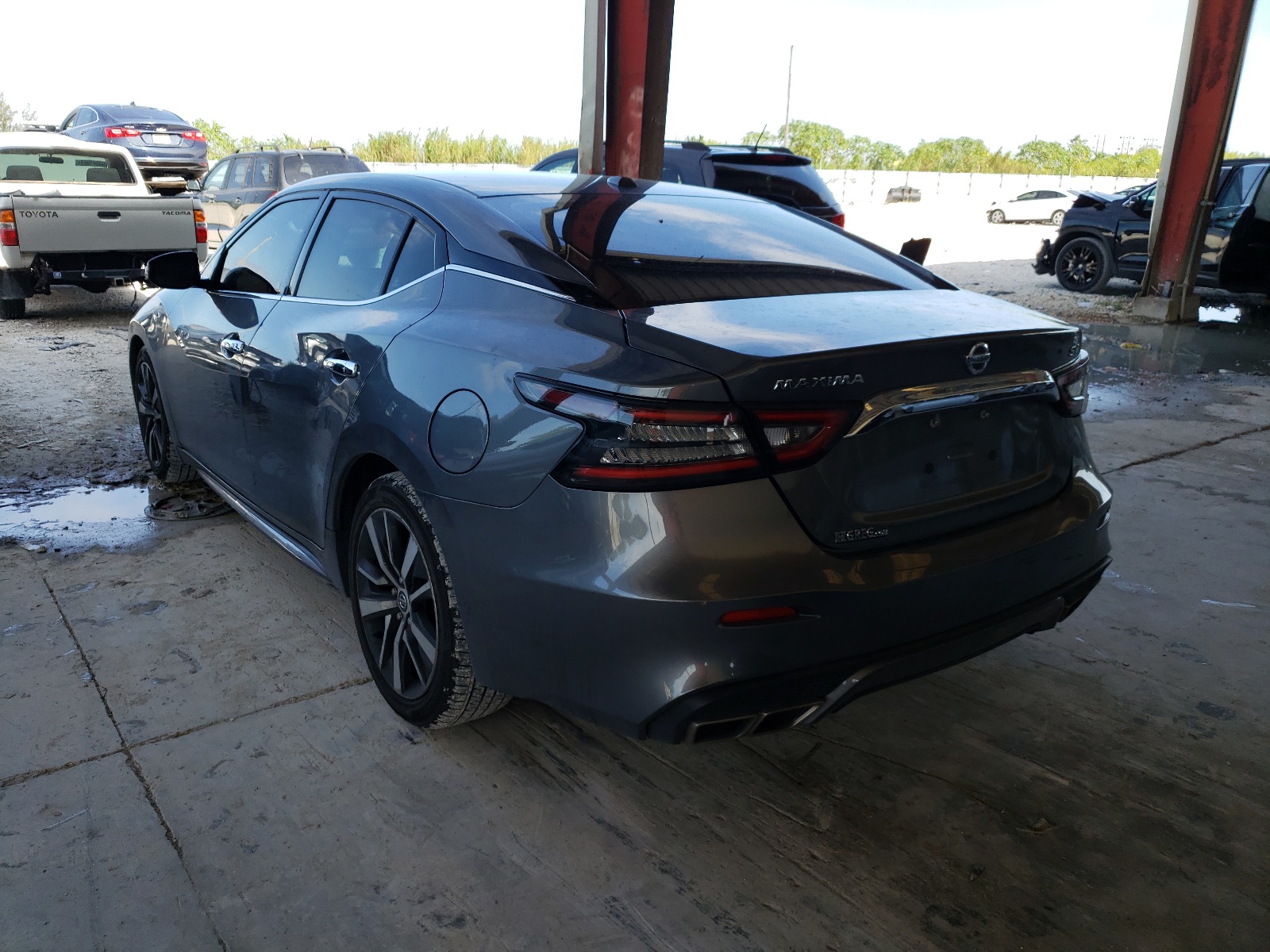 Photo 3 from auction – 2019 NISSAN MAXIMA S with VIN 1N4AA6AV2KC370582