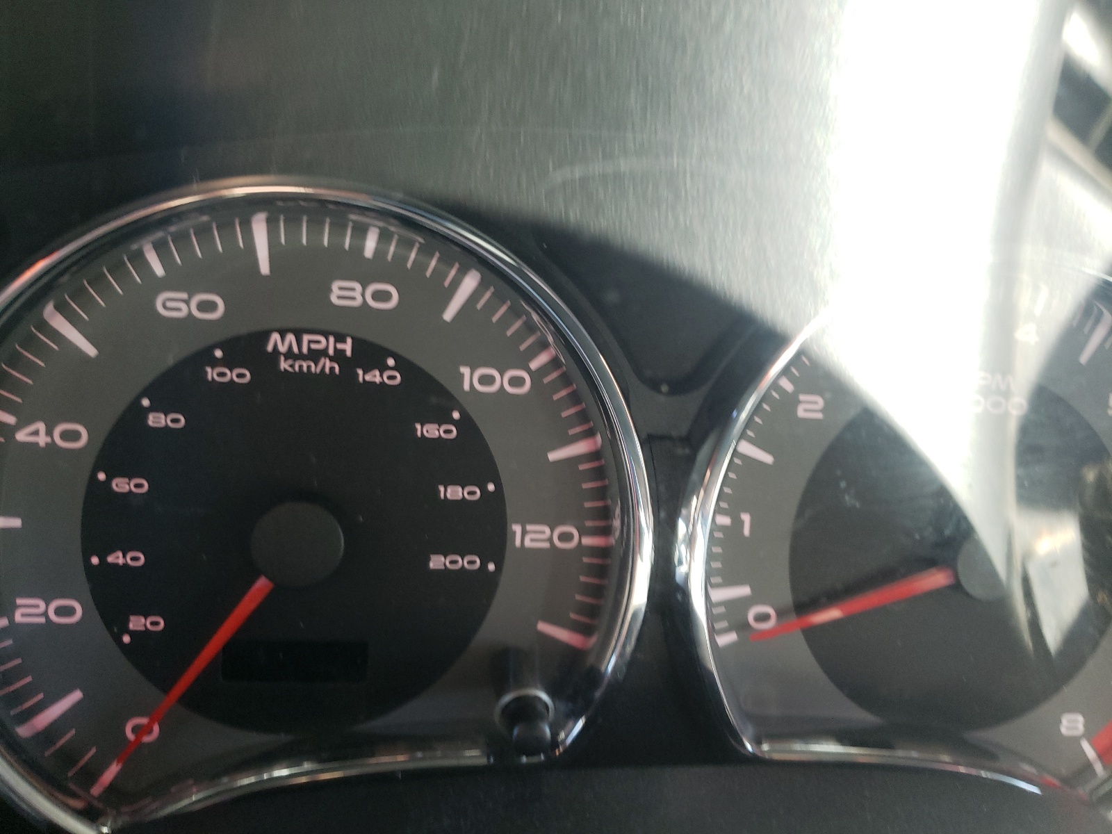 Photo 8 from auction – 2006 PONTIAC TORRENT with VIN 2CKDL63F966176551