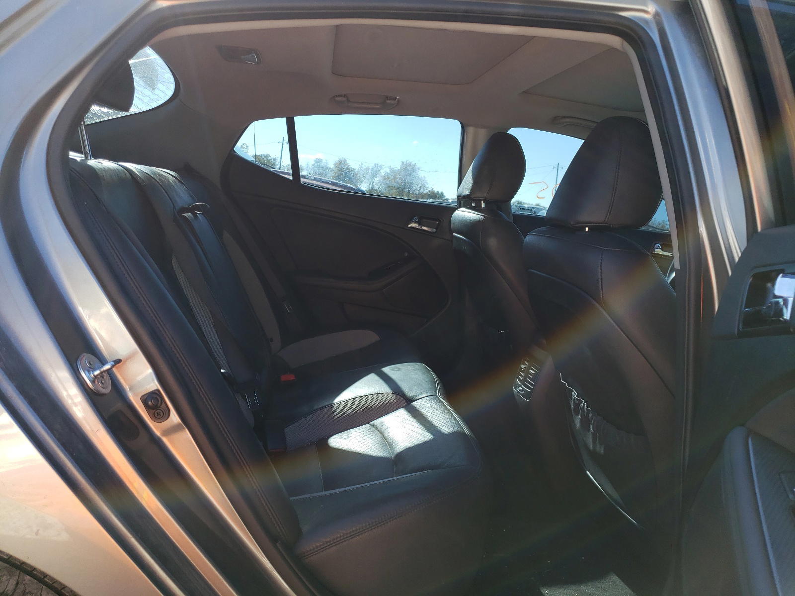 Photo 6 from auction – 2012 KIA OPTIMA SX with VIN 5XXGR4A61CG001868