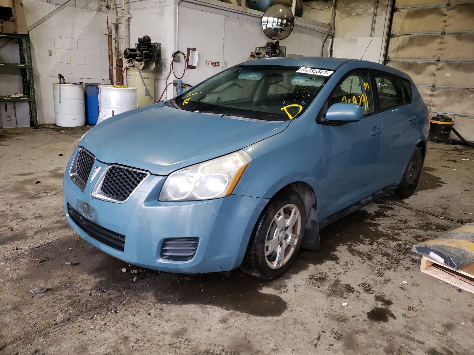 Photo 2 from auction – 2009 PONTIAC VIBE with VIN 5Y2SP67079Z460794