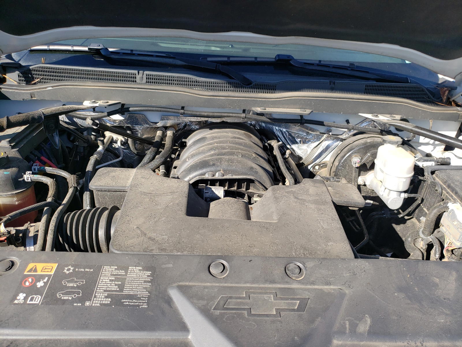 Photo 7 from auction – 2015 CHEVROLET SILVERADO with VIN 3GCUKREC0FG417612